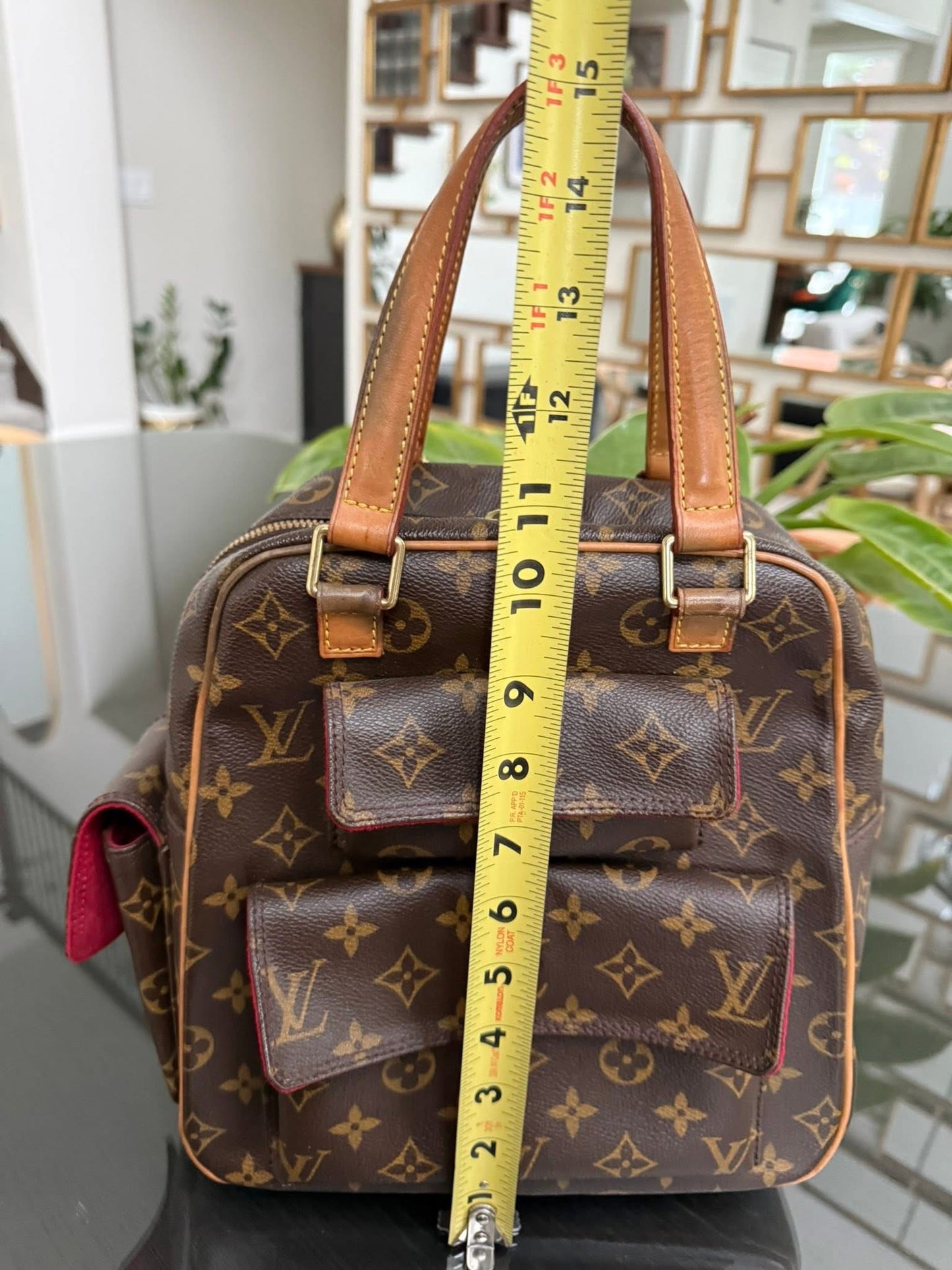 Excentri Cite Handbag🗓️ Year: 2004