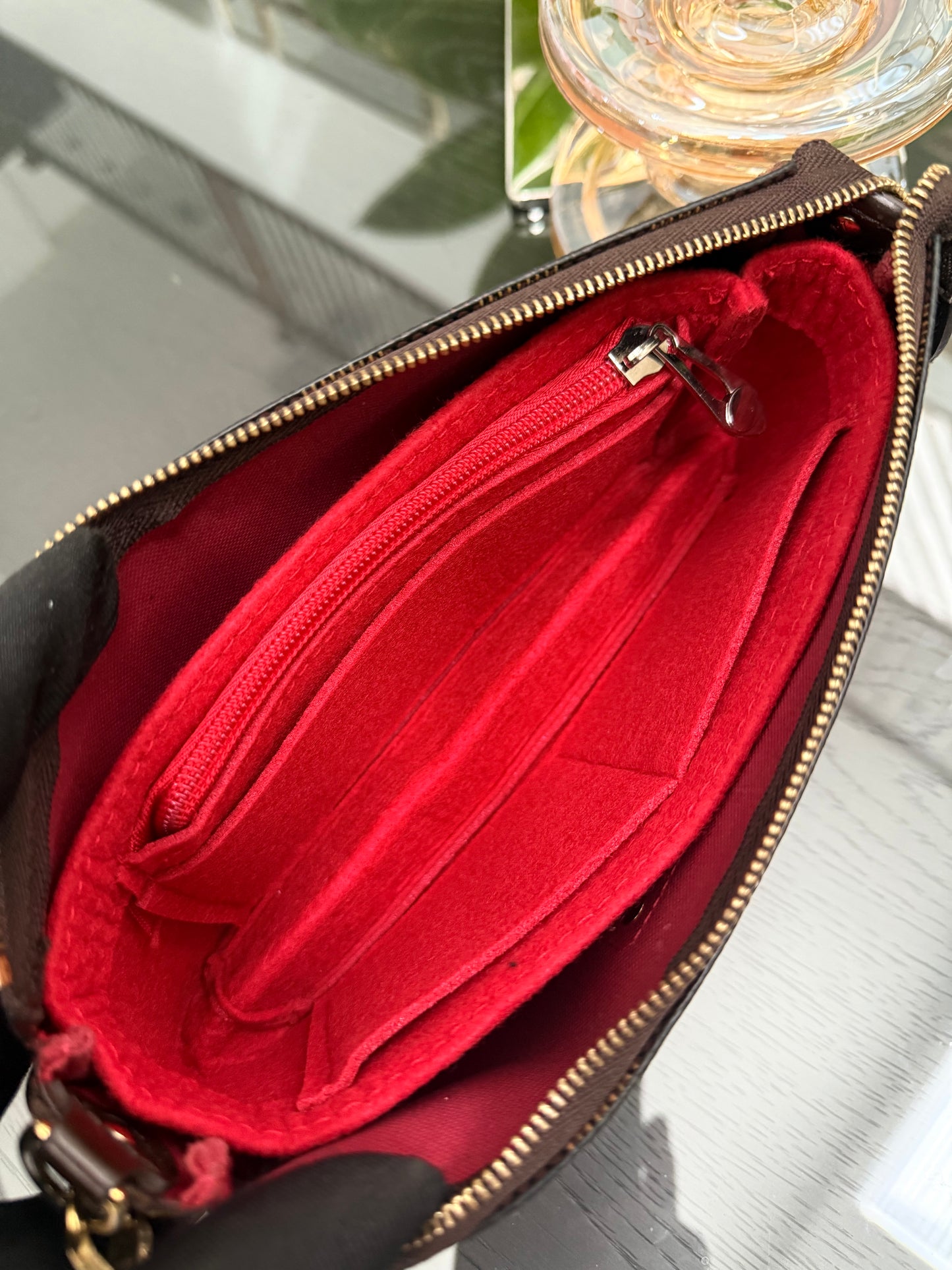 Eva Clutch in DE with Dustbag,Box and Paper bag
🗓️ Year: 2015