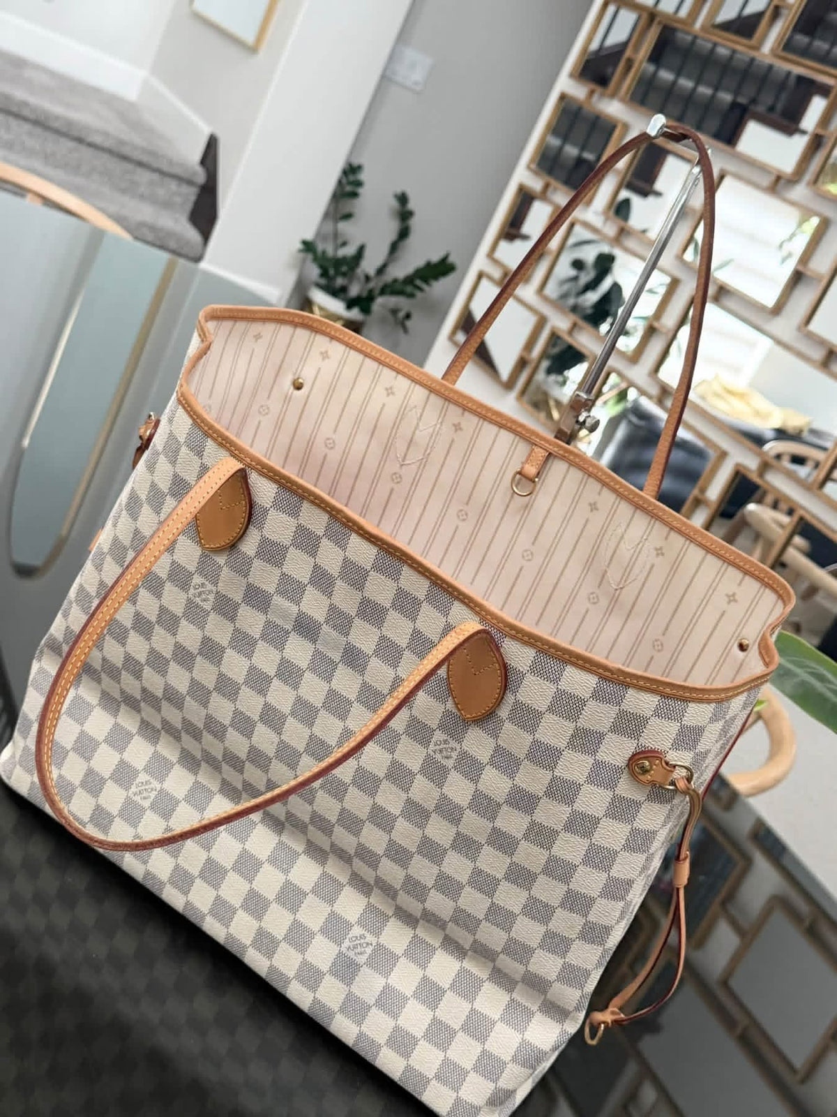 Neverfull GM in Azur with Dustbag, Insert Organizer and Non branded Twilly -🗓️ Year: 2009