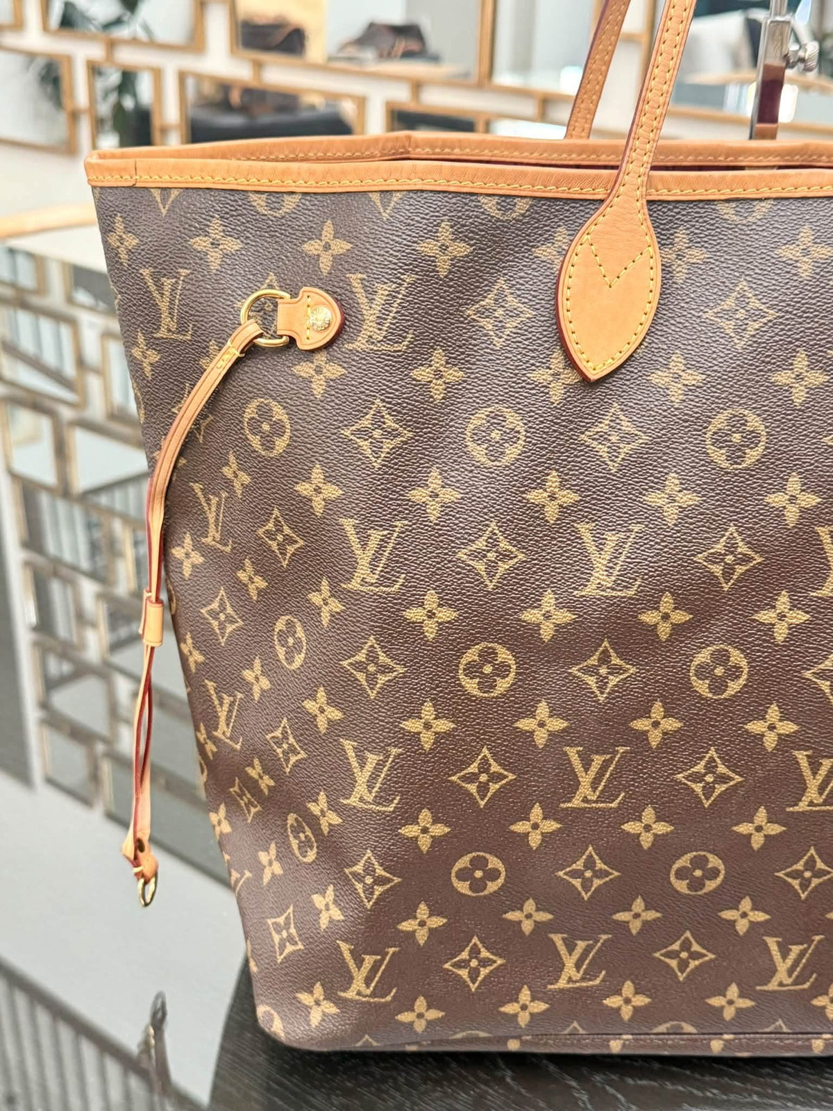 Neverfull GM Monogram in Peony with Dustbag,-🗓️ Year: 2018