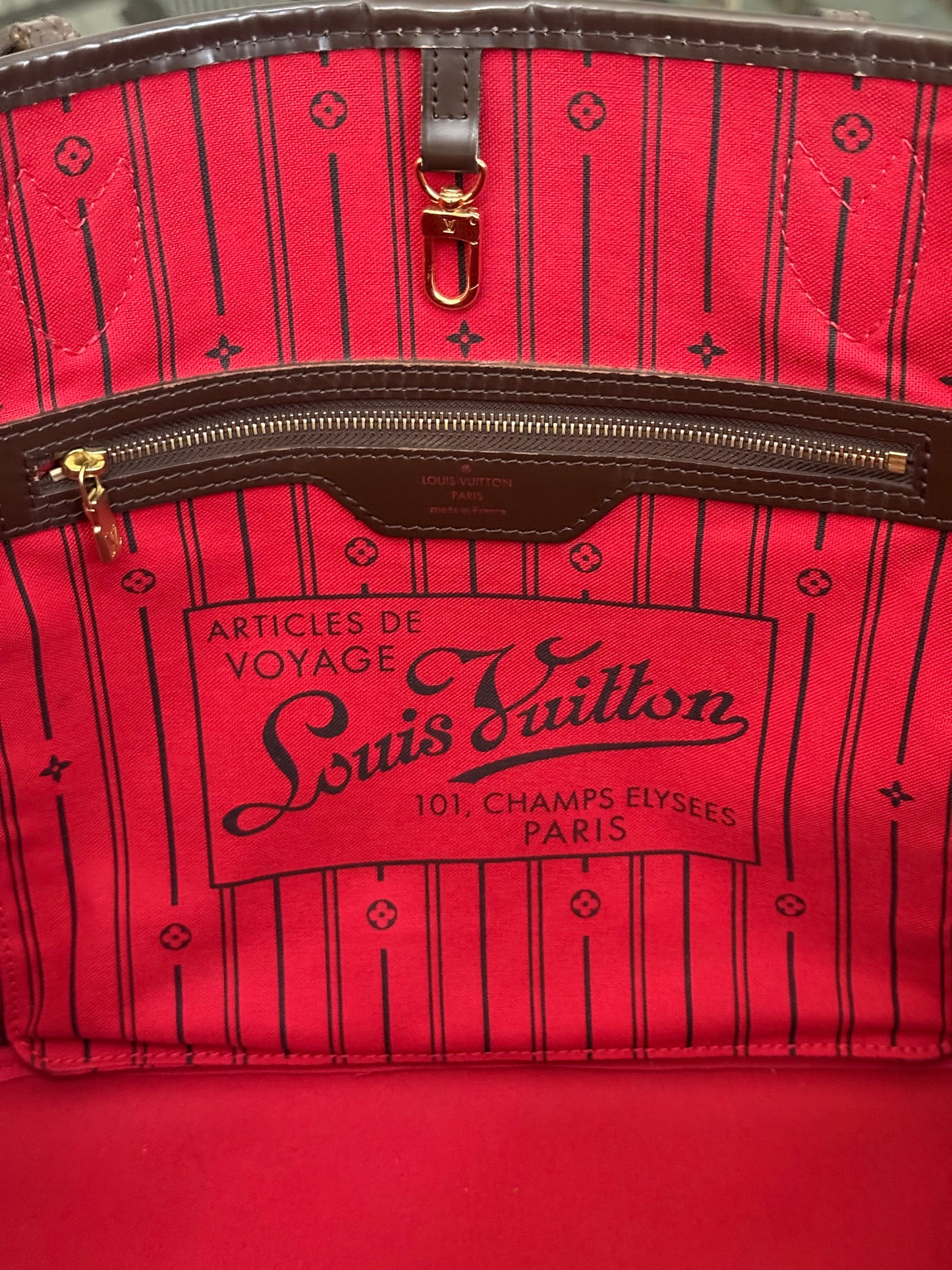 Neverfull MM in DE with Dustbag 🗓️ Year: 2010