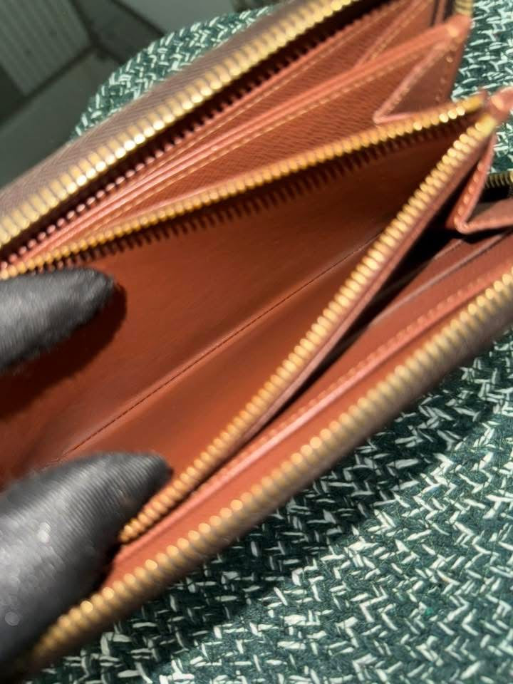 Monogram Zippy Long Wallet with Box 🗓️ Year: 2015