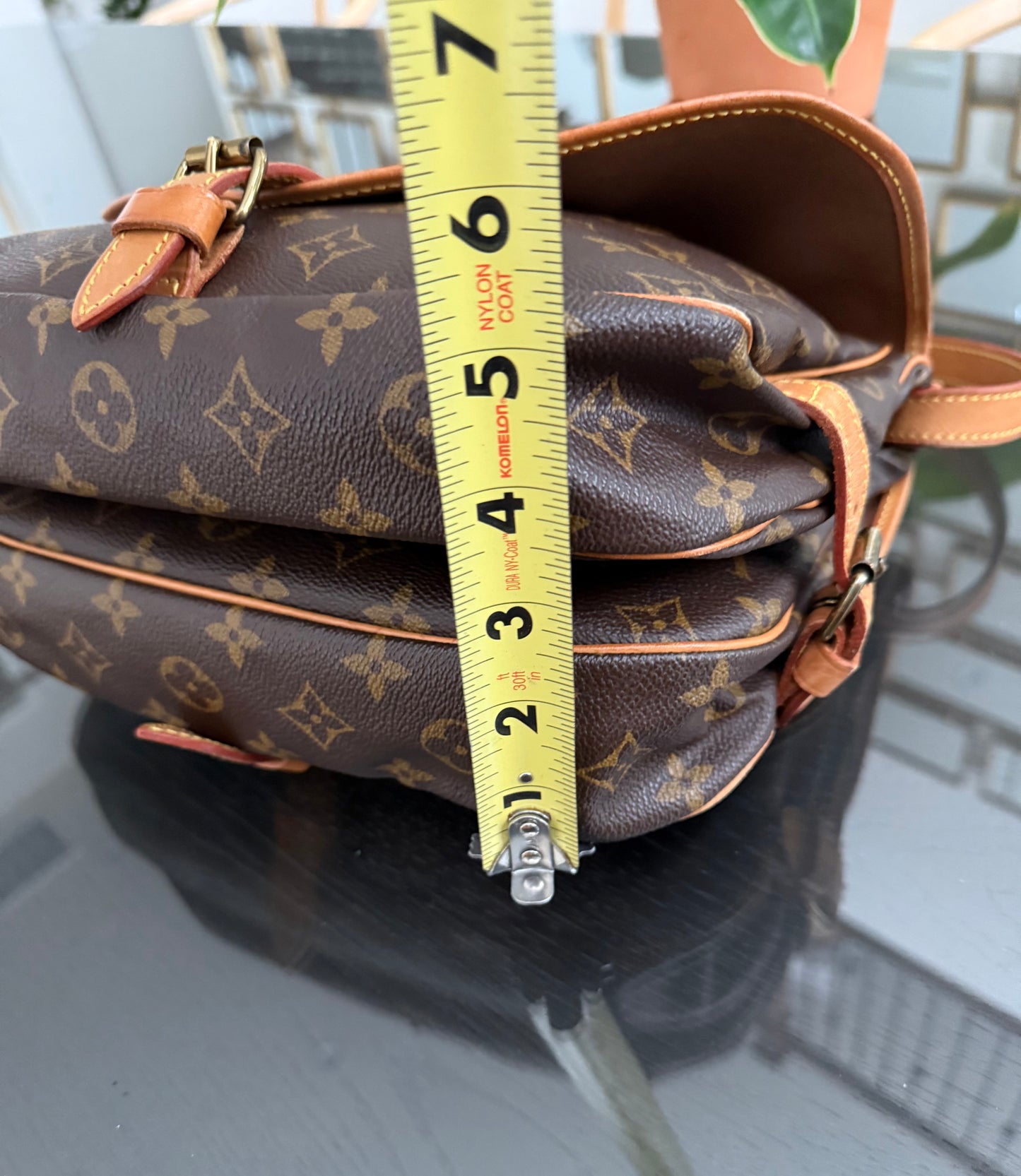 Saumur 30 Crossbody 🌺 Year: 1989