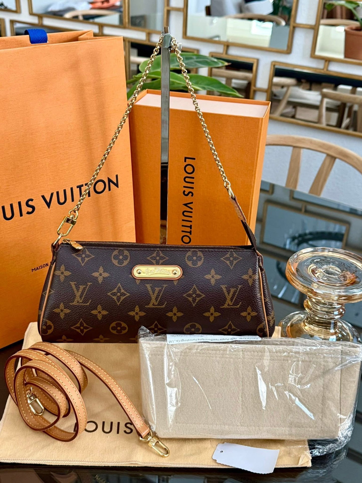 Eva Clutch in Monogram with Original Strap, Insert Organizer, Box, Dustbag and Paper bag 🗓️ Year: 2011