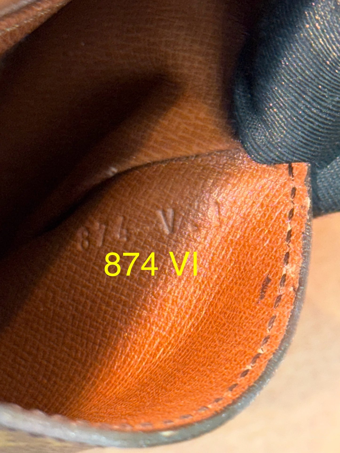 St. Cloud PM Crossbody Bag 🗓️ Year 1987