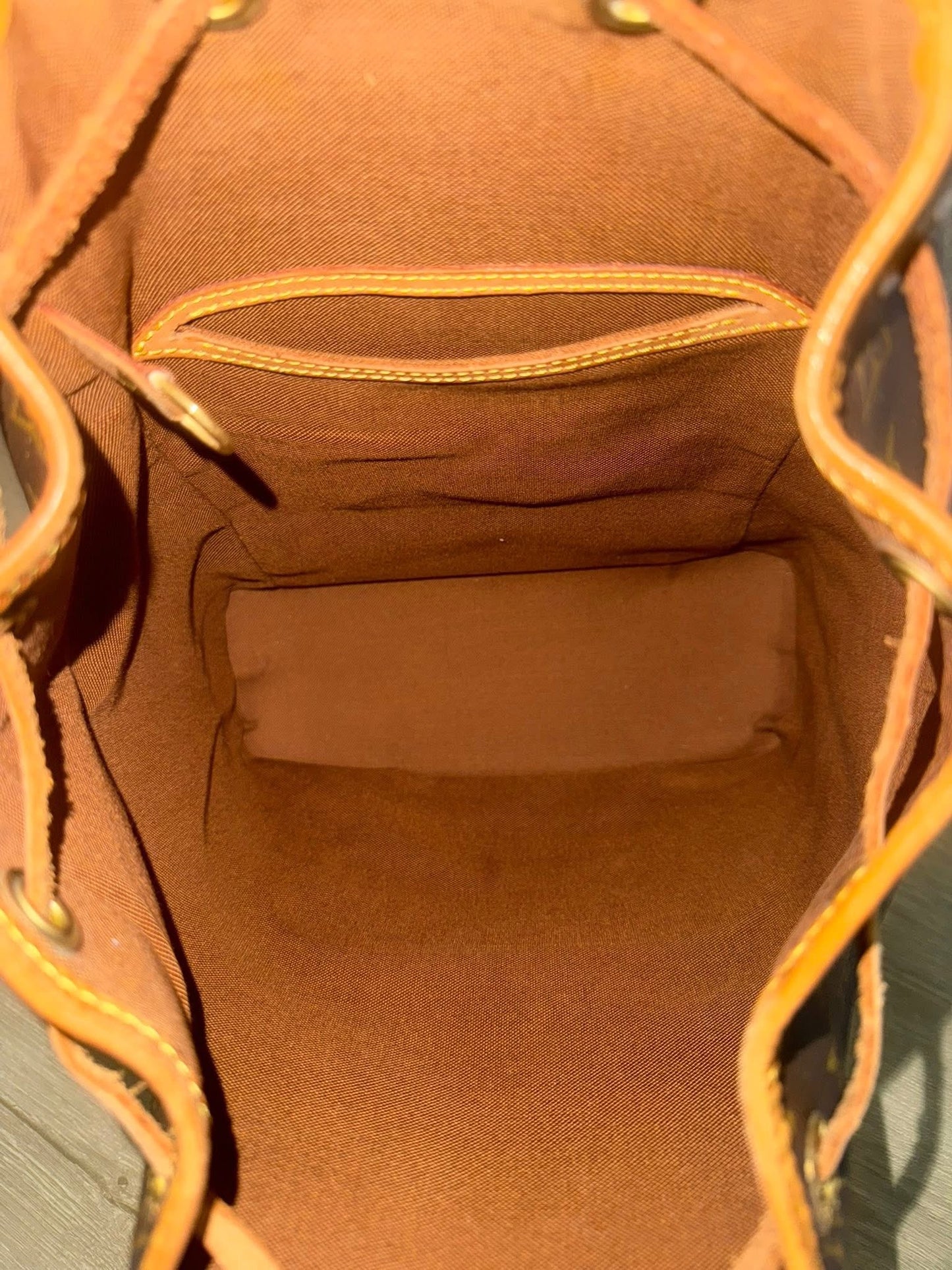 Montsouris MM - 🗓️ Year: 2000