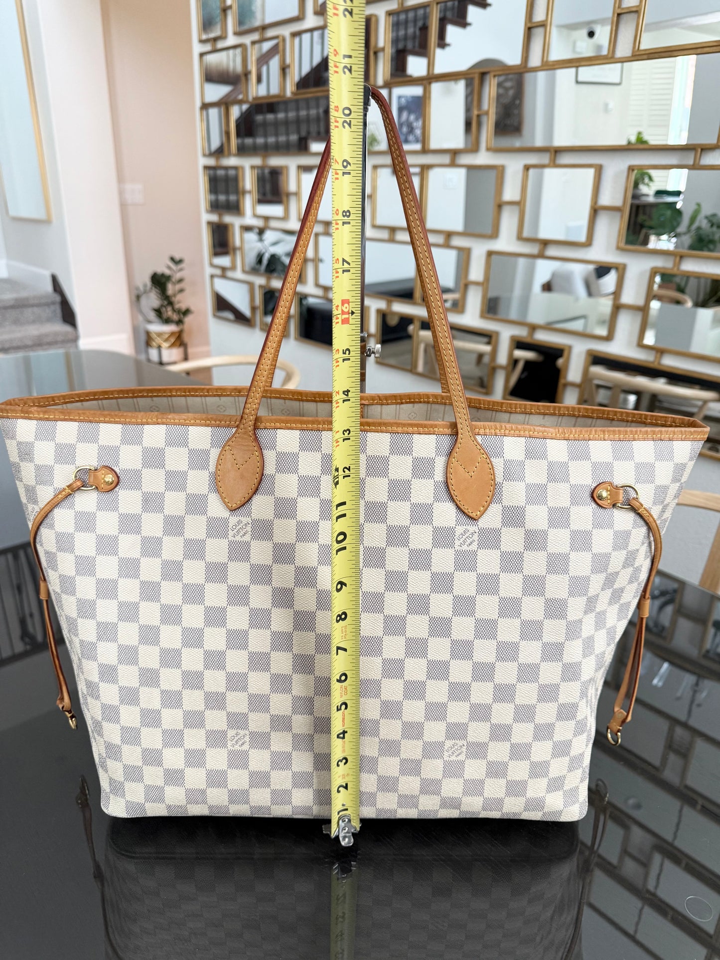 Neverfull GM in Azur with Dustbag Insert Organizer 🗓️ Year: 2011