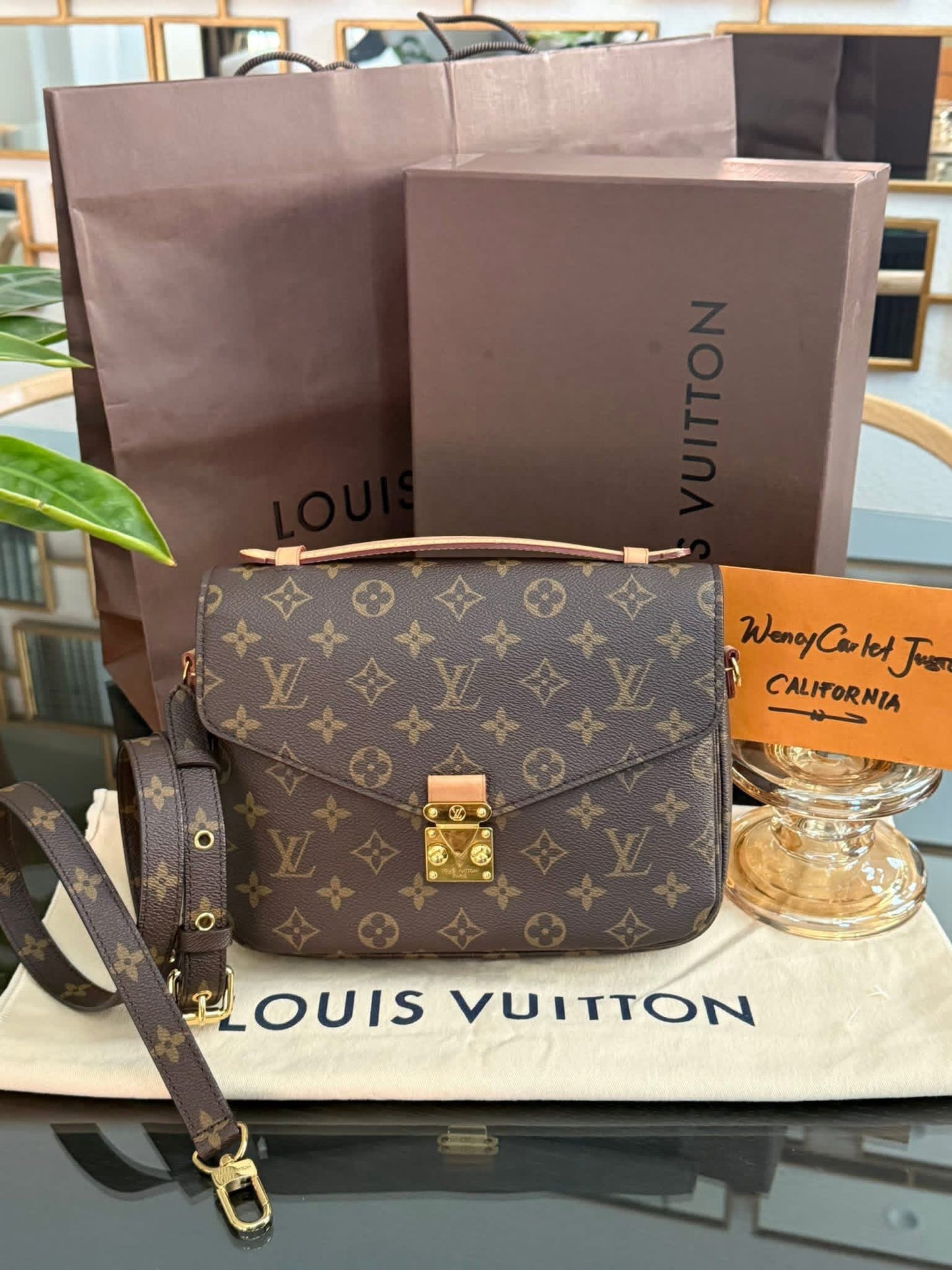 Pochette Metis in Monogram with Box, Dustbag and Paper bag 🗓️ Year 2020