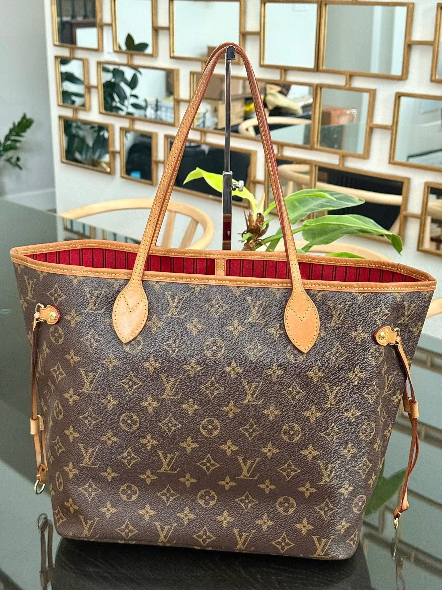 Neverfull MM Monogram in Cerise with Dustbag and Non branded Twilly🌺 📅 Year: 2014