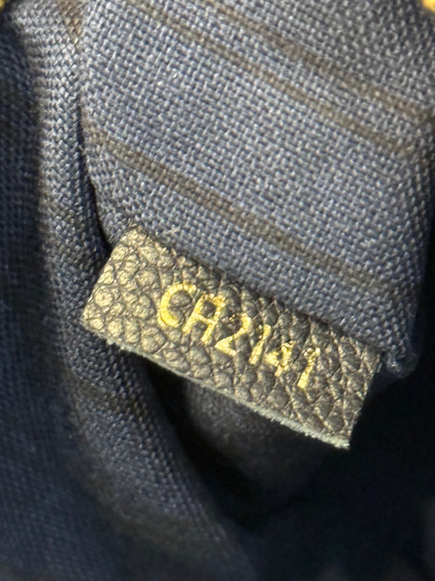 Artsy MM Empriente in Black/ Dark Blue with Dustbag and Insert Organizer 📅 Year: 2011