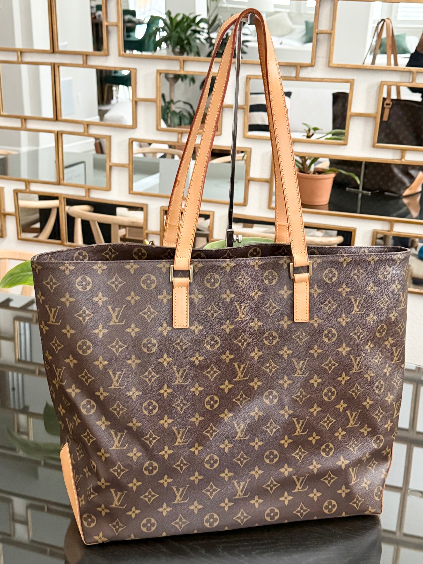 Cabas Alto in Monogram 🗓️ Year: 2002