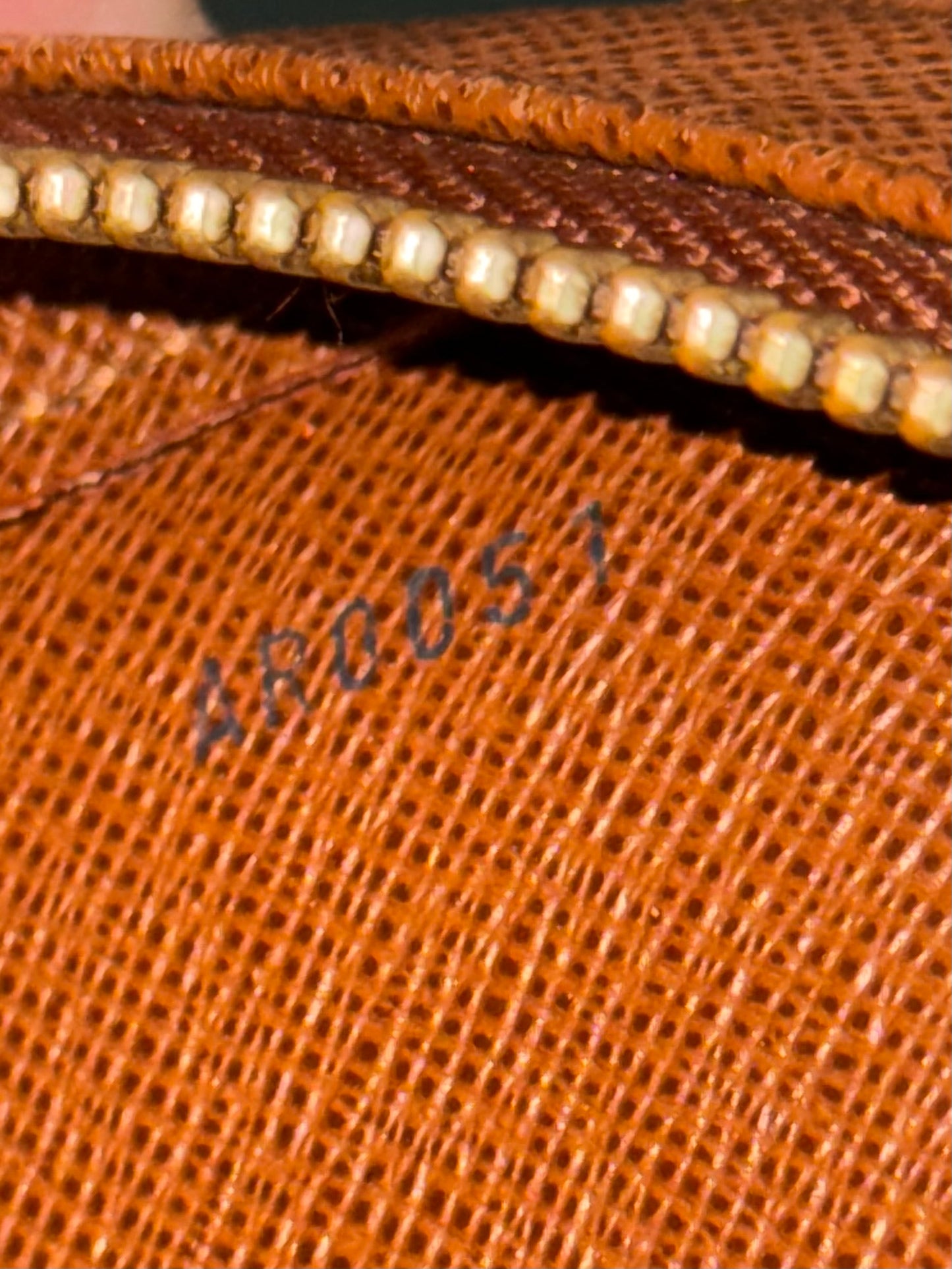 Orsay Clutch 🗓️ Year: 2001