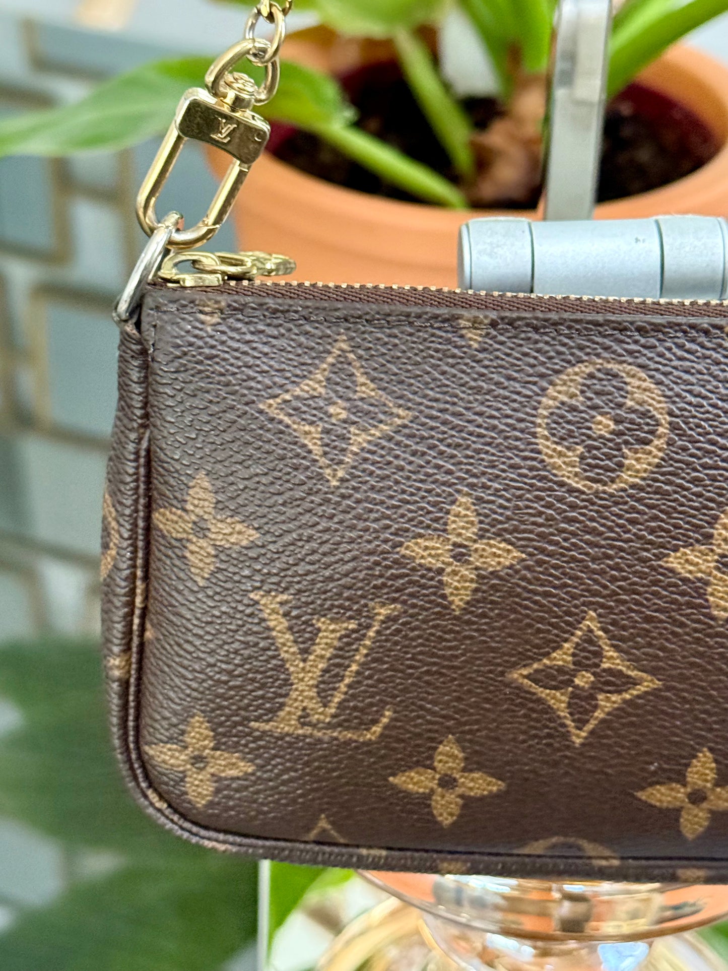 Mini Pochette Accessories with Dustbag and Paper bag -🗓️ Year: 2000