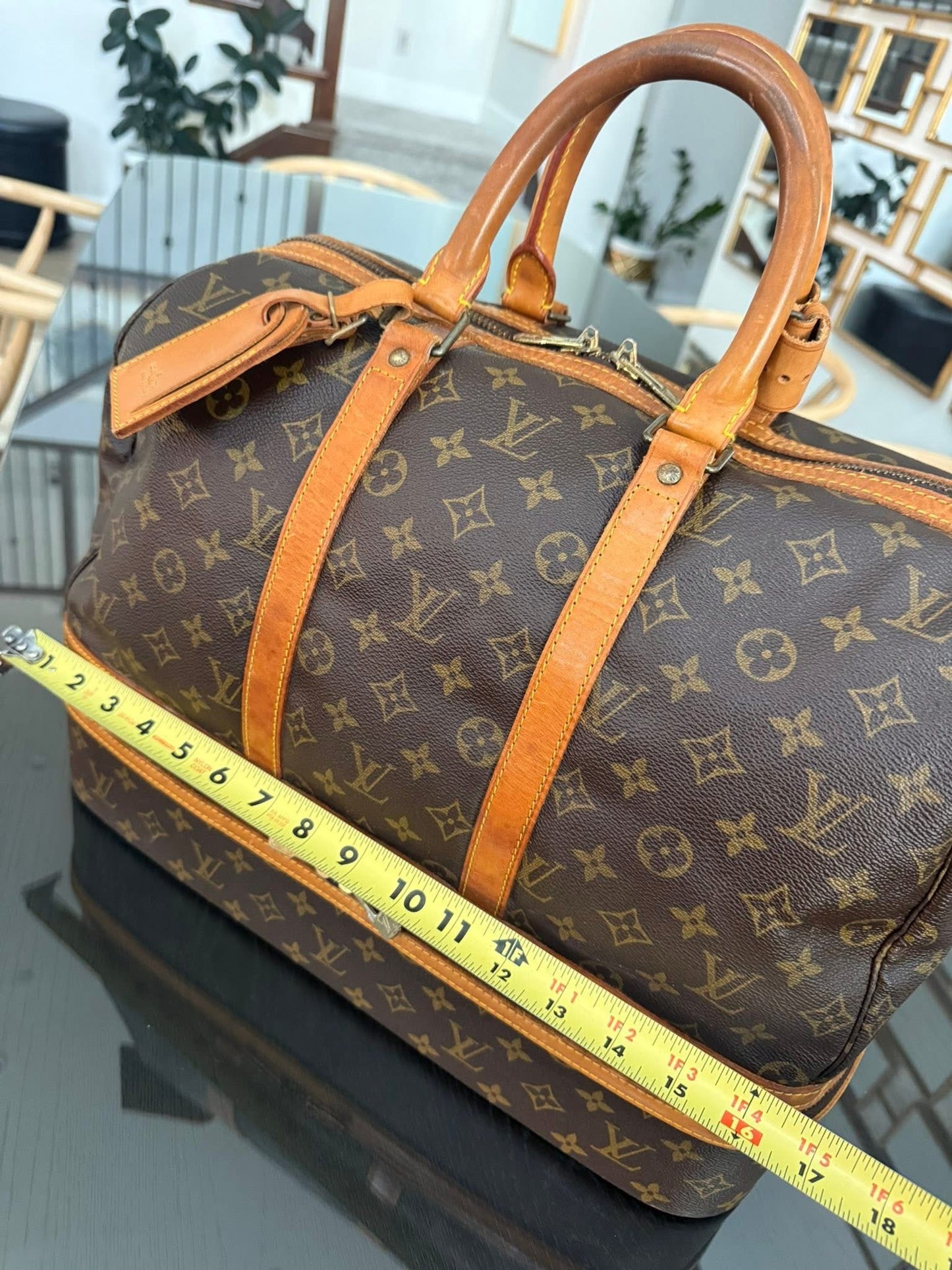 Sac Sport with Luggage tag and Poignet 🗓️ Year: 1987
