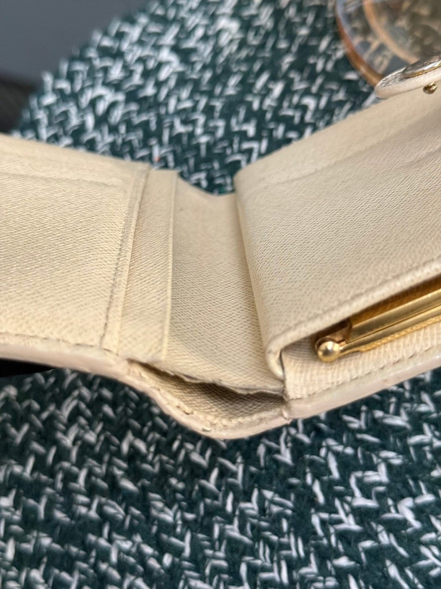 Kisslock Wallet in Azur 🗓️ Year: 2007