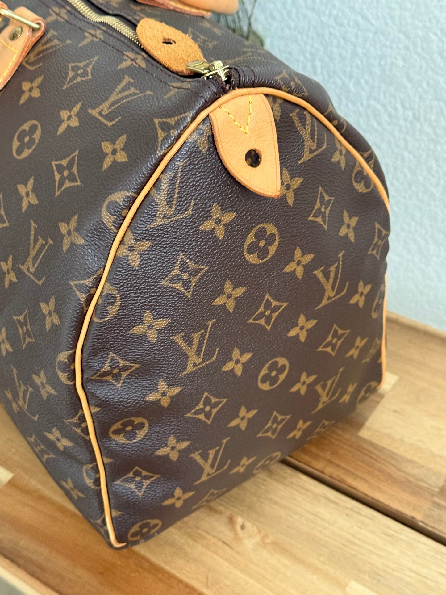 Speedy 40 - 📅 2000