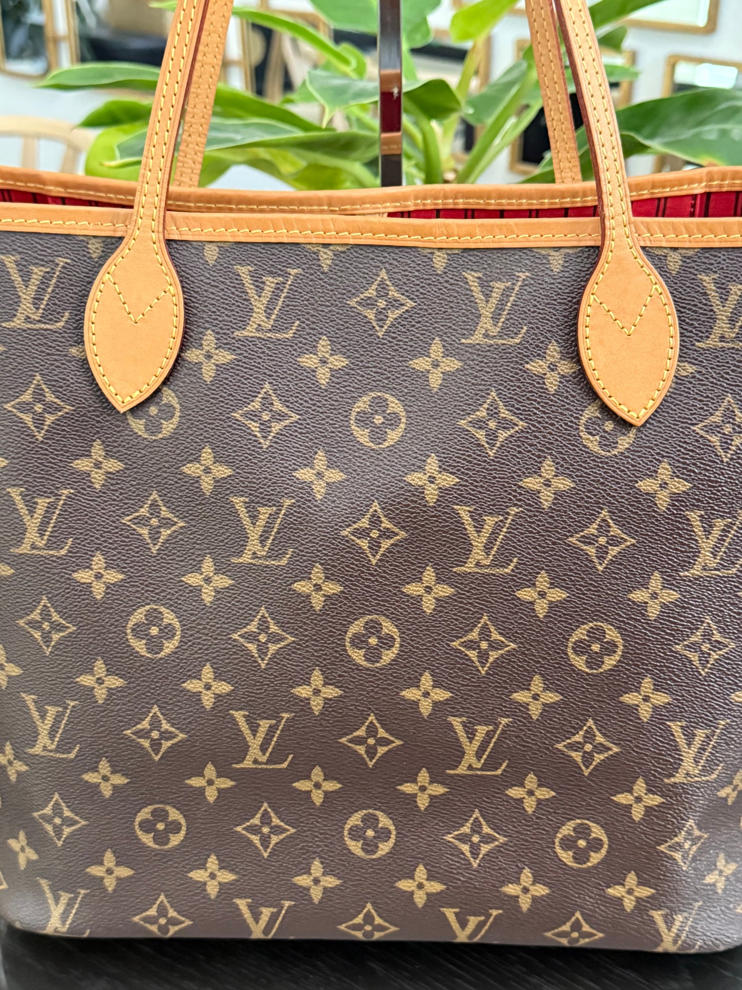 Neverfull MM in Monogram Cerise Interior with Dustbag 🗓️ Year: 2017