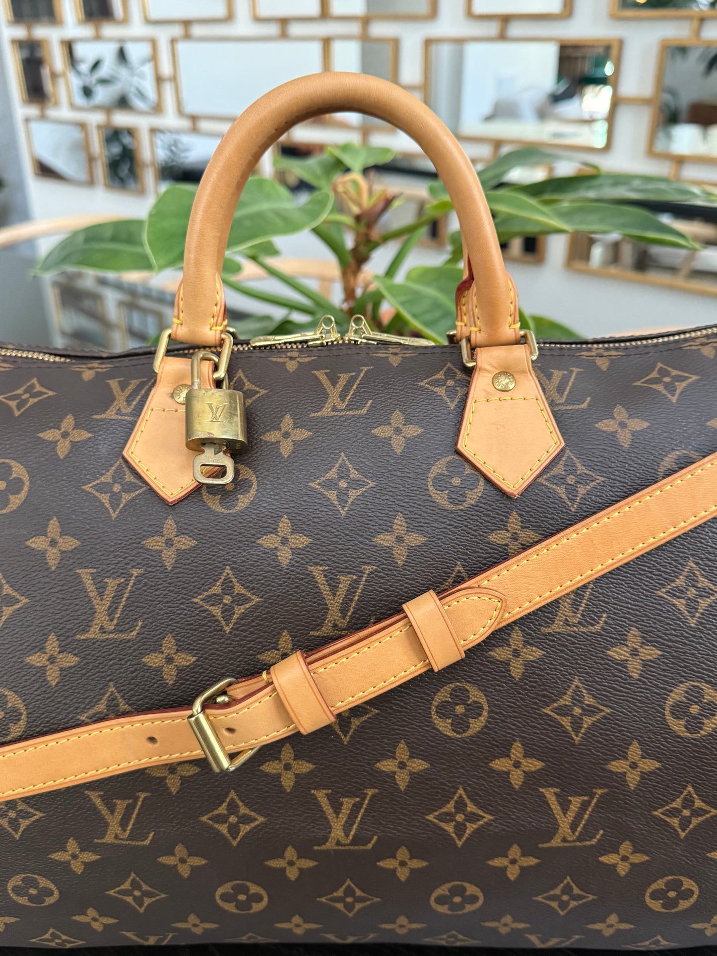 Speedy 40 Bandoulier in Monogram with Lock 🔐, Key and Dustbag 🗓️ Year: 2012