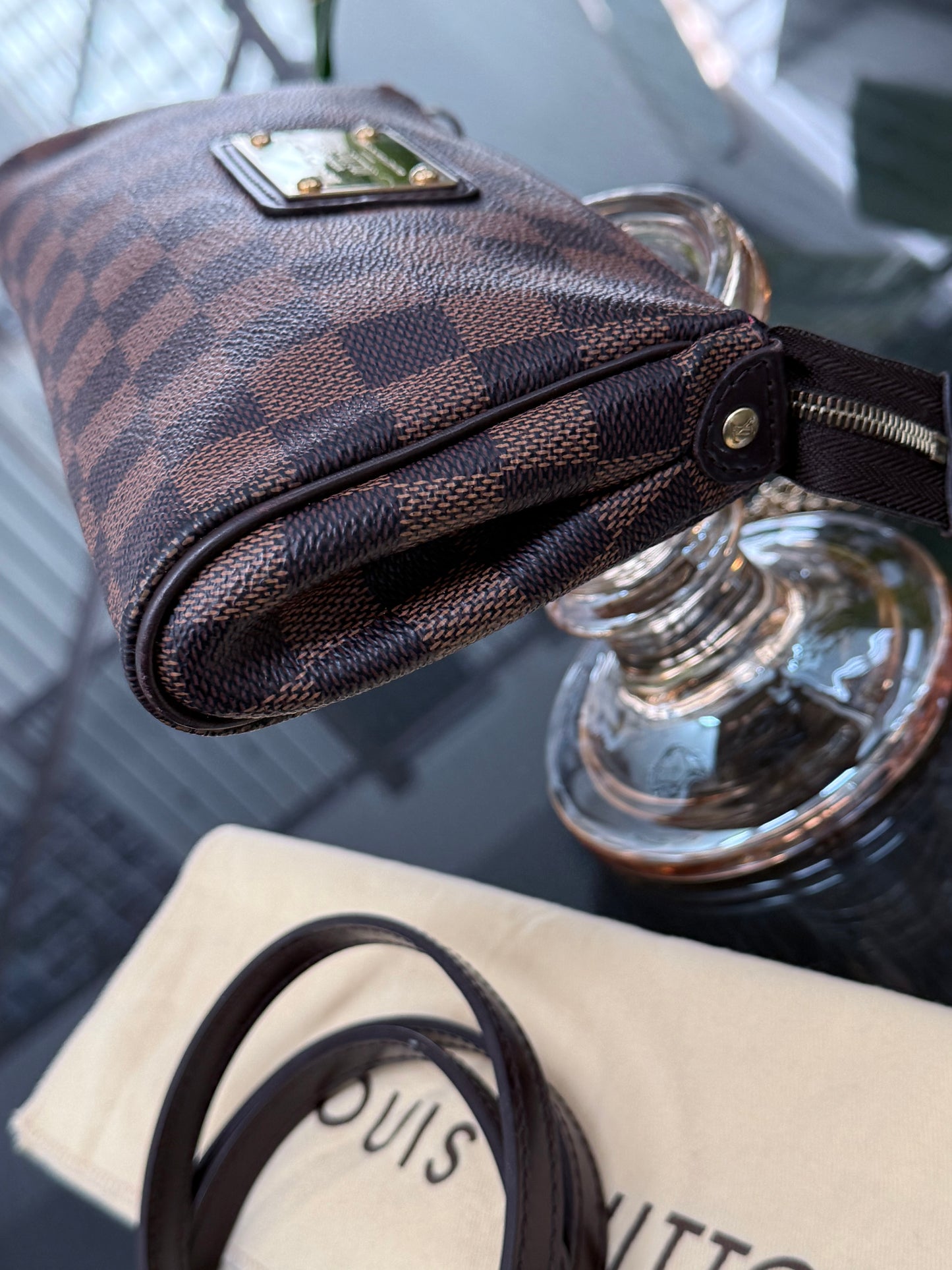 Eva Clutch in DE with Dustbag, Box and Paper bag 🗓️ Year: 2012