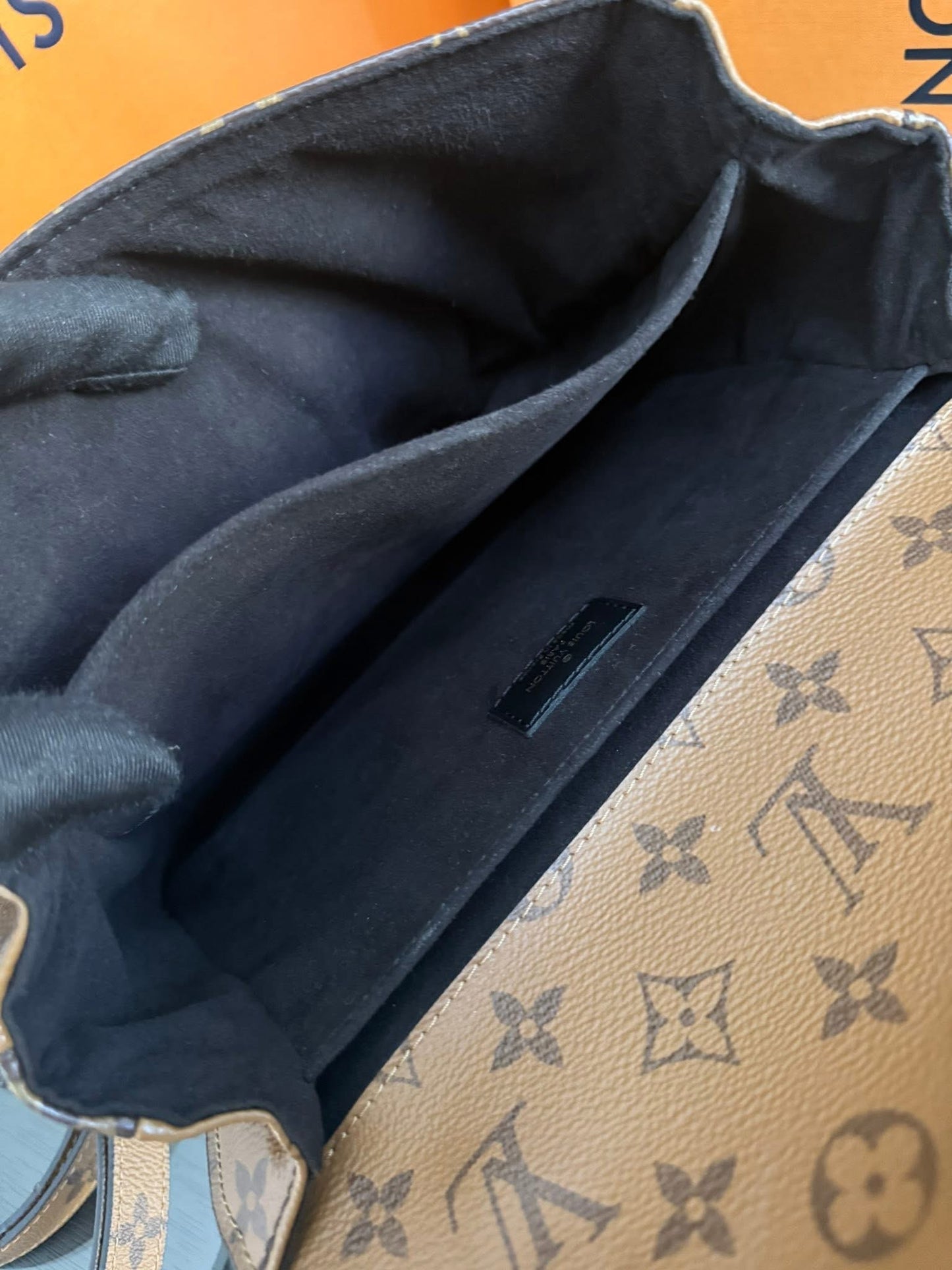 Pochette Metis Reverse in Monogram with Original Strap, Box, Dustbag and Paper bag 🗓️ Year 2019