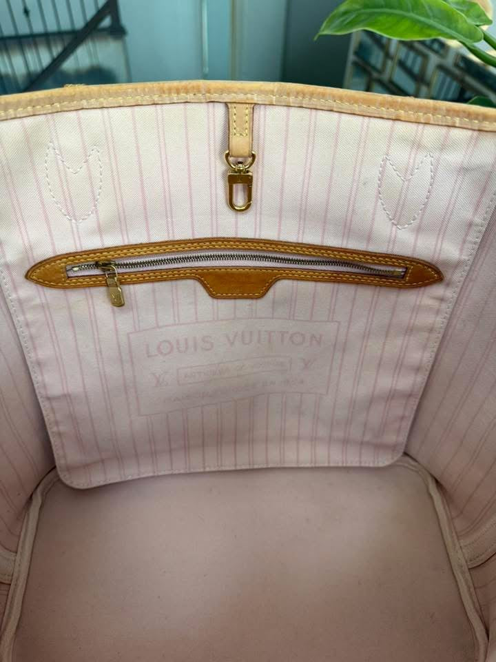 Neverfull MM Azur in Rose Ballerine with Dustbag and Insert Organizer 🌺 📅 Year: 2019