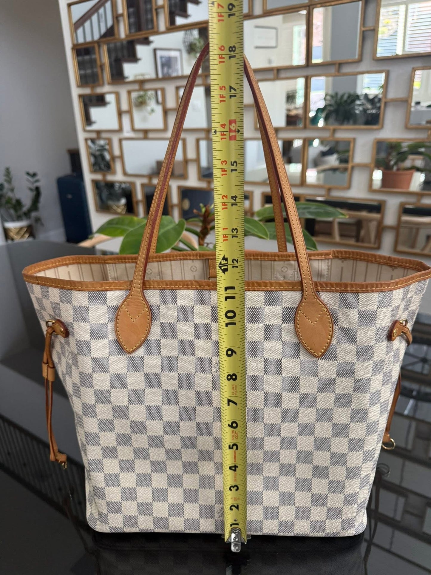 Neverfull MM Azur with Insert Organizer 📅 Year: 2011