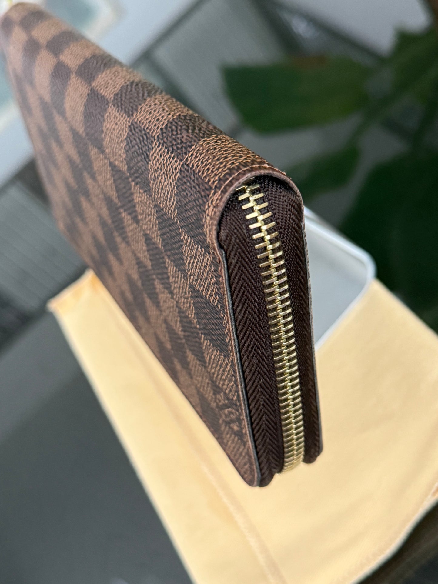 Zippy Long Wallet in DE with Dustbag and box 🗓️ Year: 2013