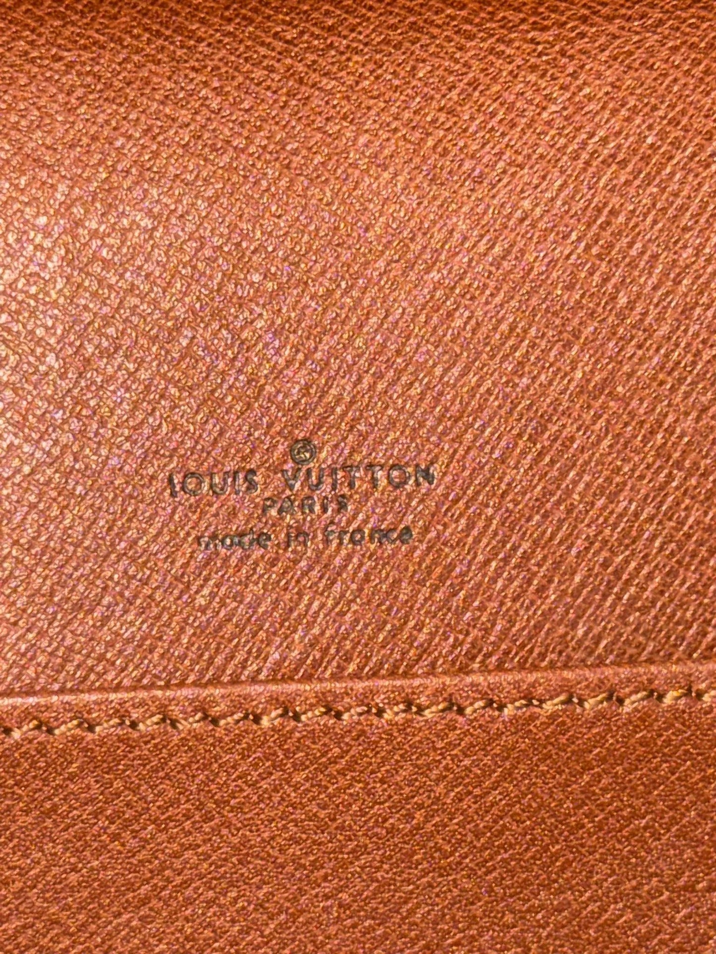 Chaillot Clutch w/ Dustbag 🗓️ Year: 1987