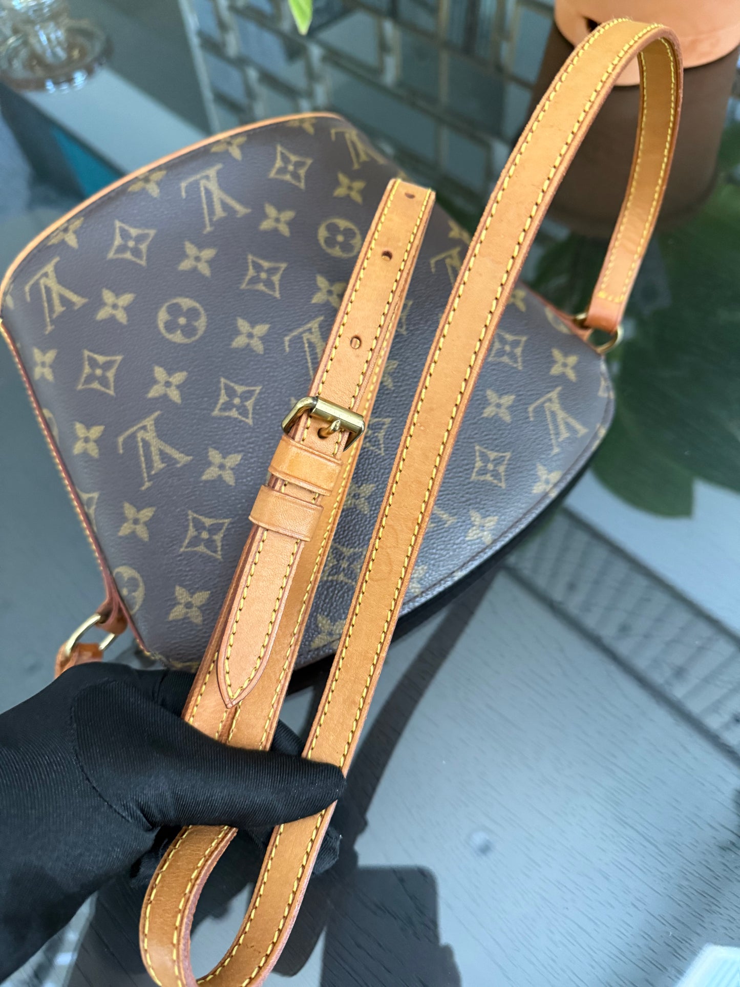 Drouot Crossbody 📅 Year: 2000