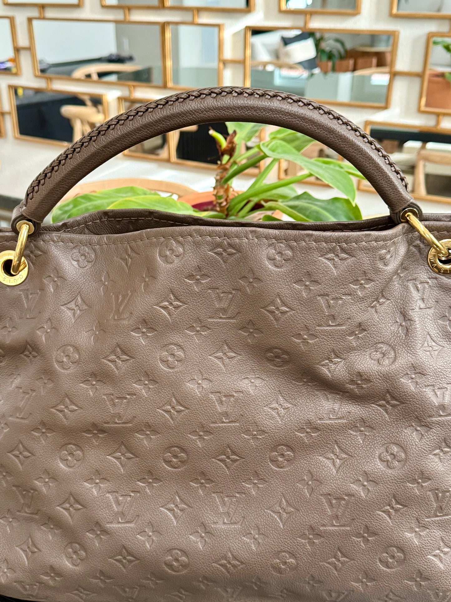 Artsy MM Empriente Ombre with Dustbag and Insert Organizer 📅 Year: 2011