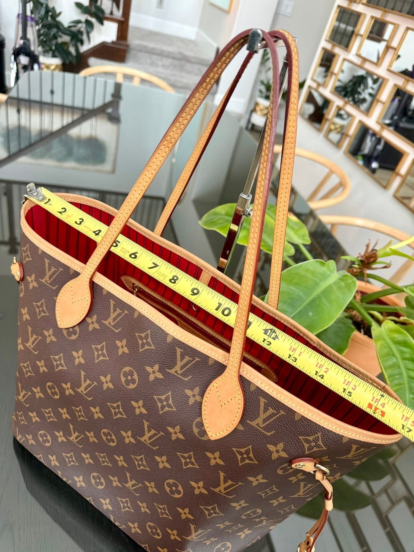 Neverfull MM Monogram in Cerise with Dustbag -🗓️ Microchip