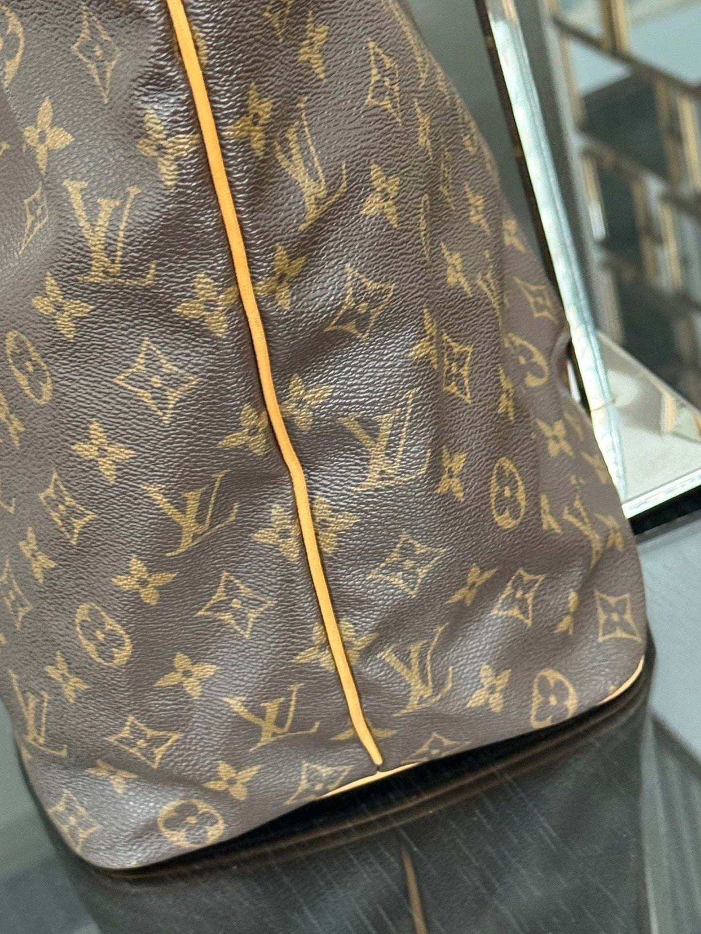 Palermo GM with Dustbag and Insert Organizer 📅 Year: 2008