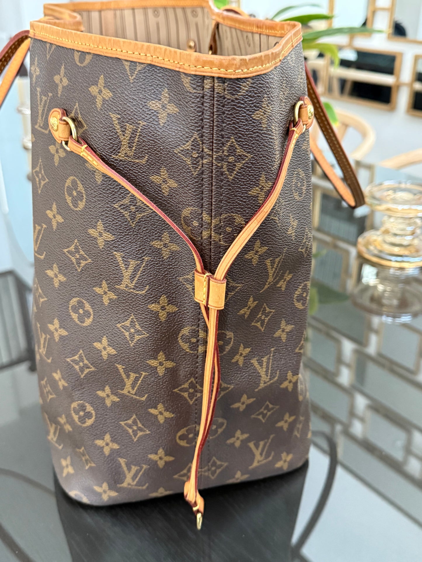 Neverfull GM with Dustbag and Insert Organizer 📅 Year: 2012