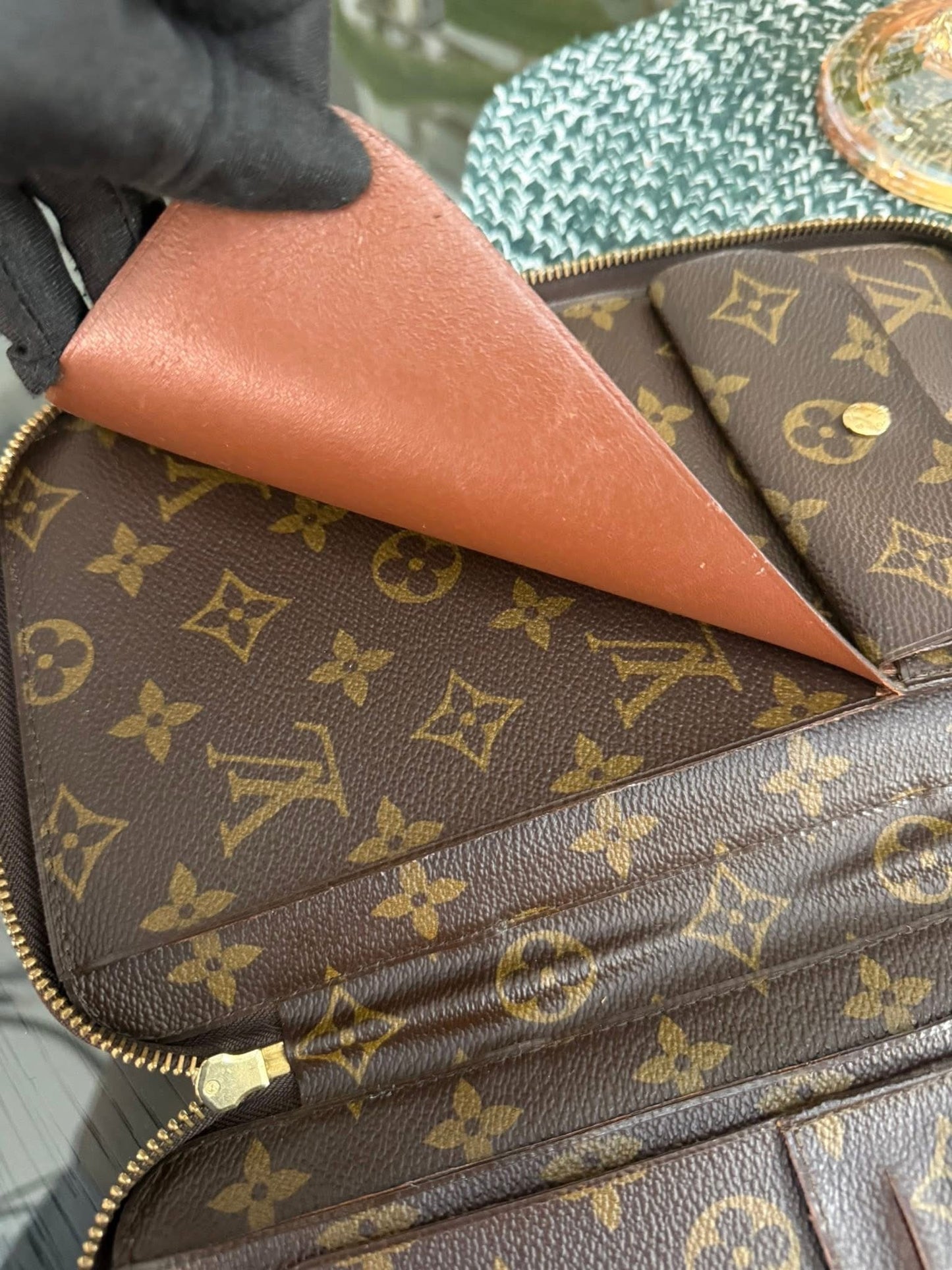 Monogram Escapade Travel Organizer - 🗓️ Year: 1991