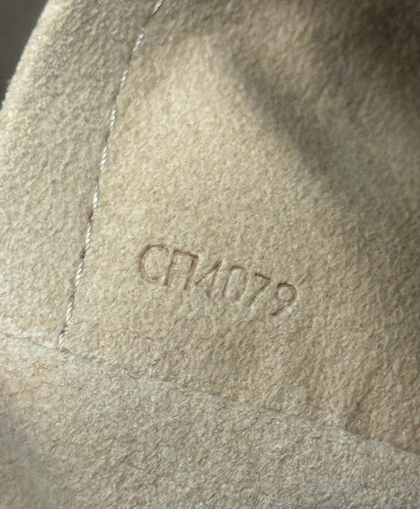 Artsy MM with Dustbag and Insert Organizer 🗓️ Year: 2012