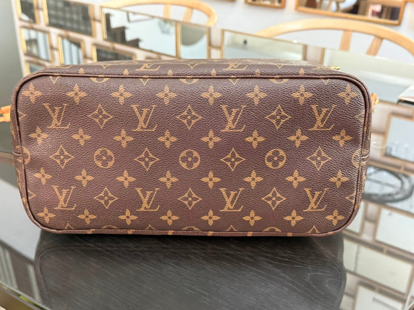 Neverfull MM in Monogram with Insert Organizer 🌺 📅 Year: 2015