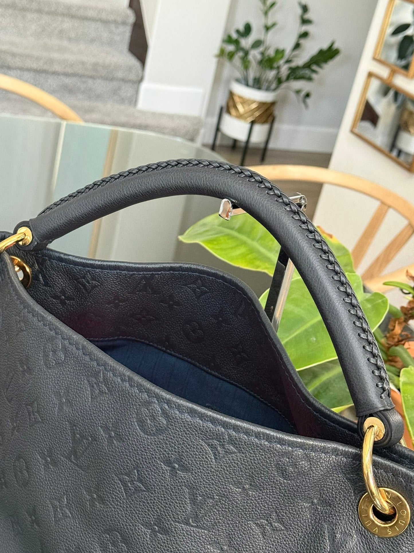 Artsy MM Empriente in Black/ Dark Blue with Dustbag and Insert Organizer 📅 Year: 2012