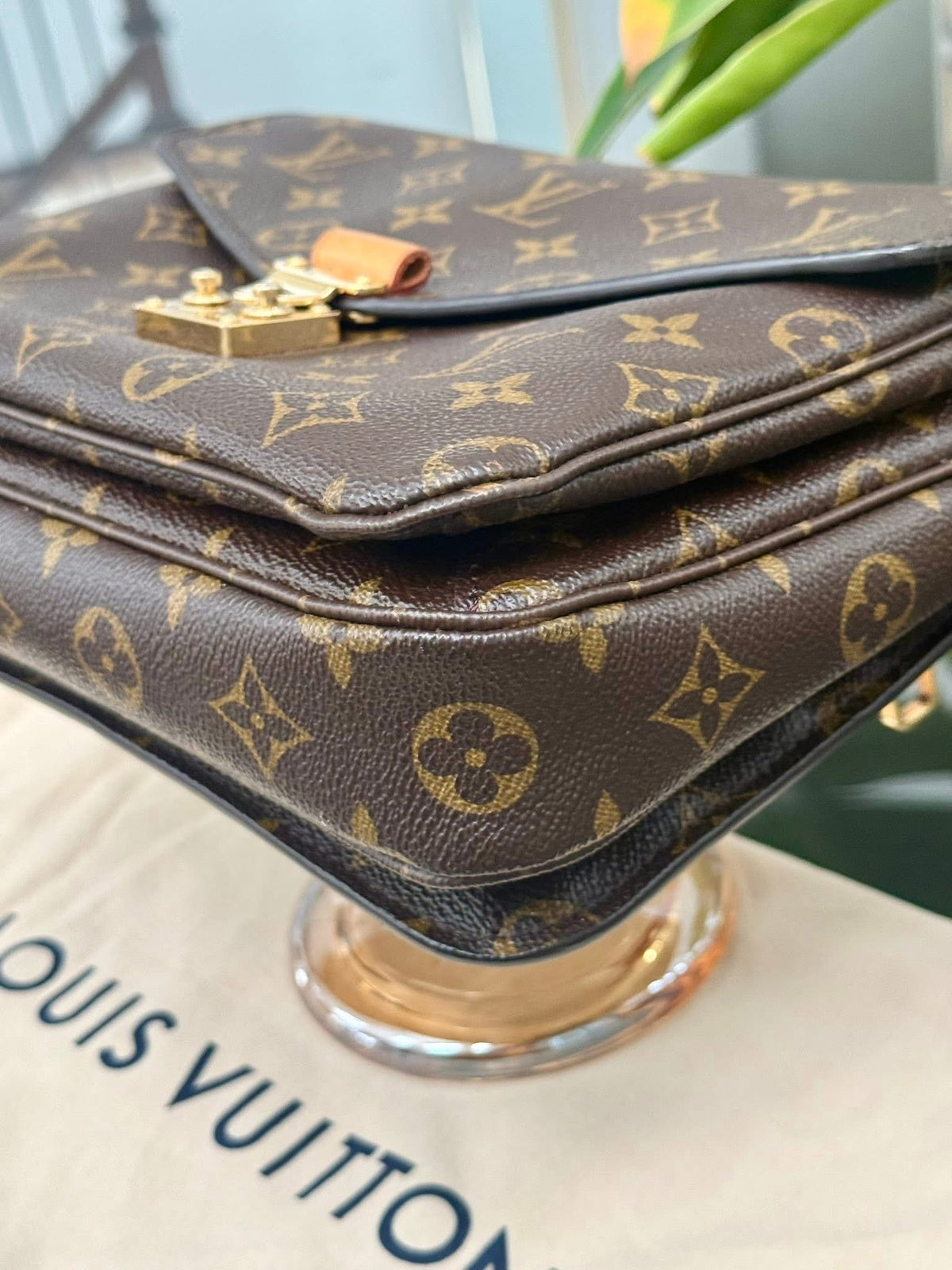 Pochette Metis in Monogram with Original Strap, Box, Dustbag and Paper bag 🗓️ Year 2017