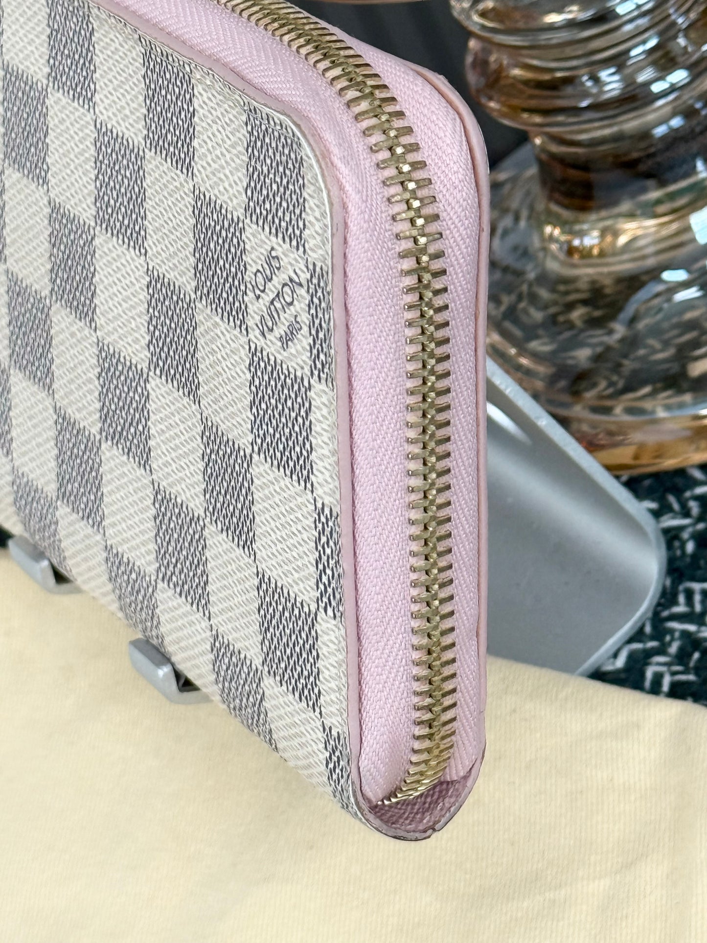 Zippy Long Wallet Azur in Rose Ballerine with Dustbag 🗓️ Year: 2018
