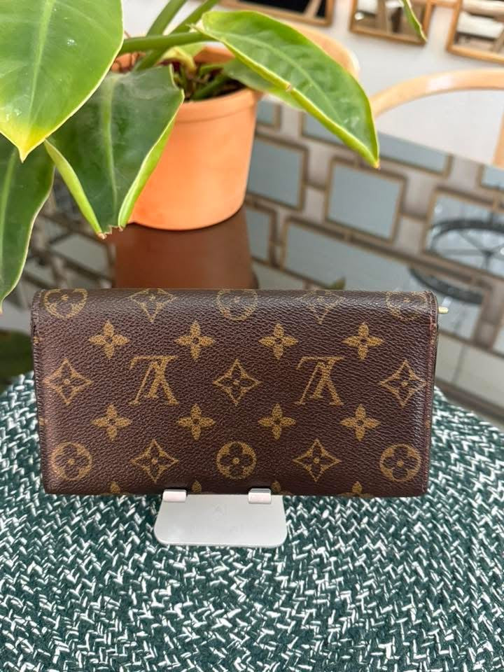 Sarah Wallet in Monogram 10 Cardholders 🗓️ Year: 2009