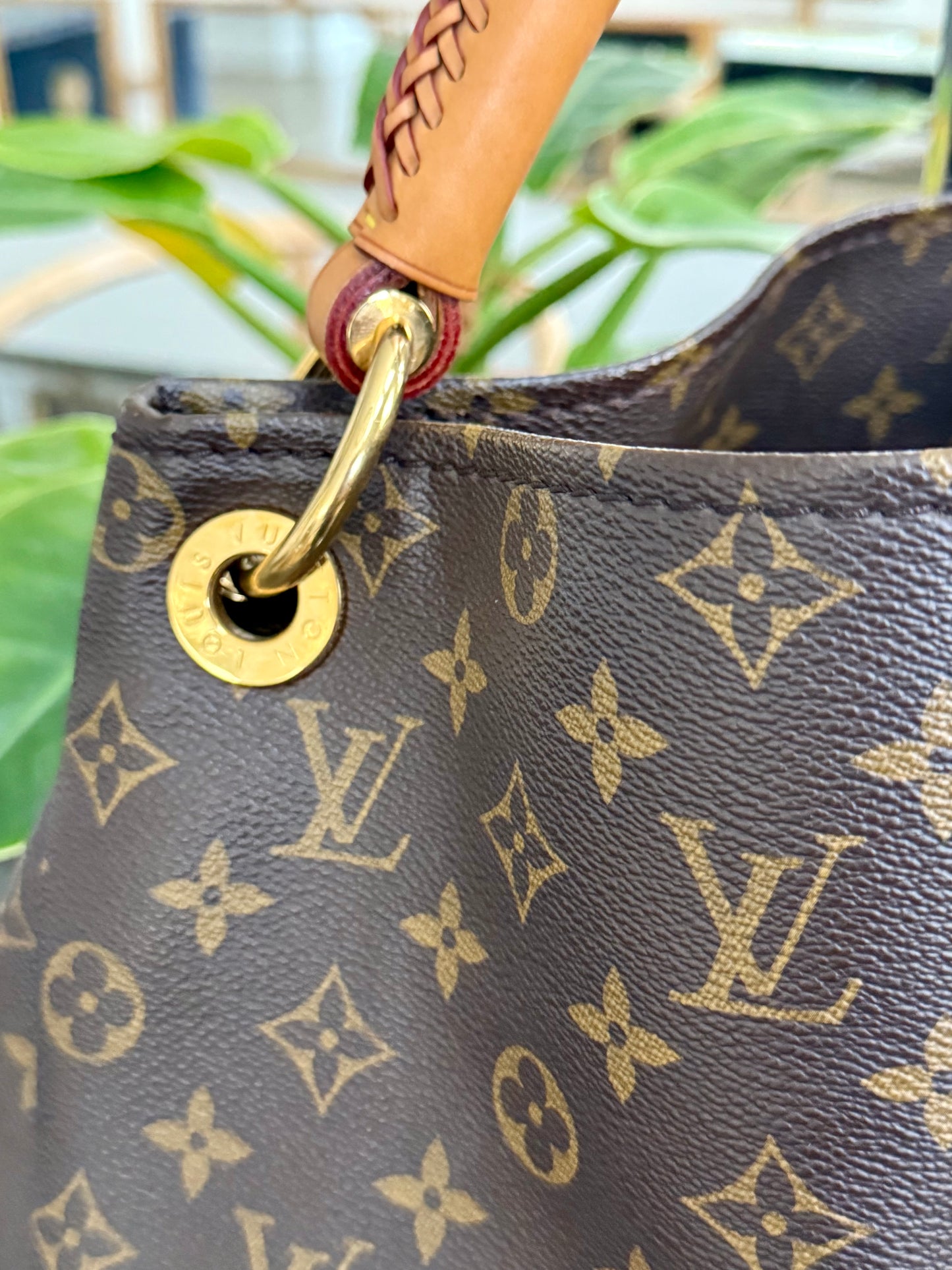 Artsy MM with Dustbag and Insert Organizer - 📅 Year: 2009