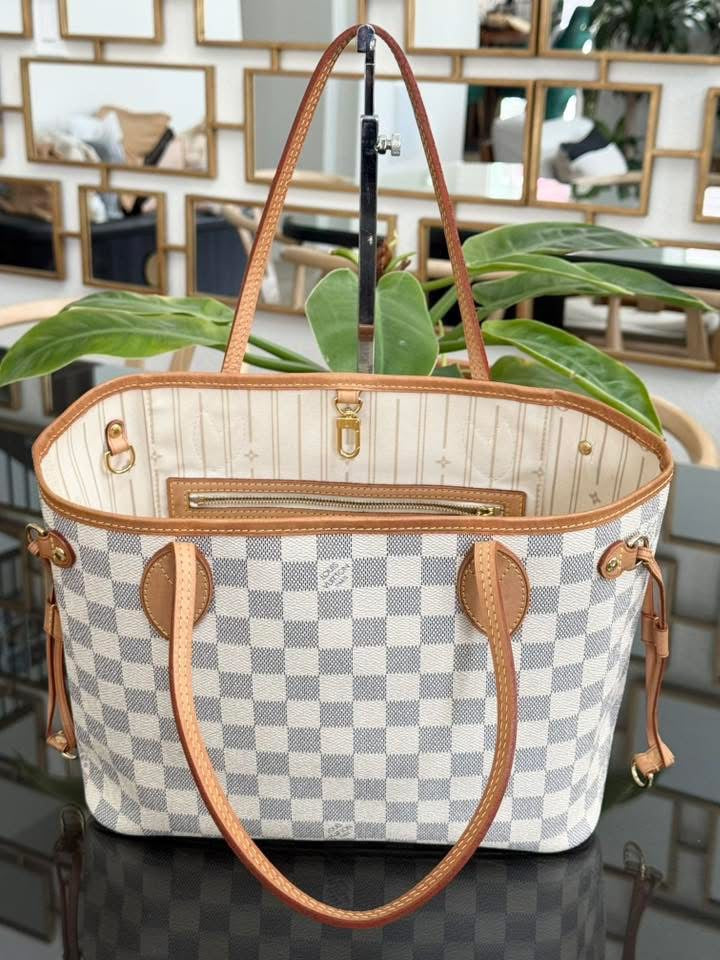 Neverfull PM in Azur with Dustbag and Insert Organizer 🗓️ Year: 2011
