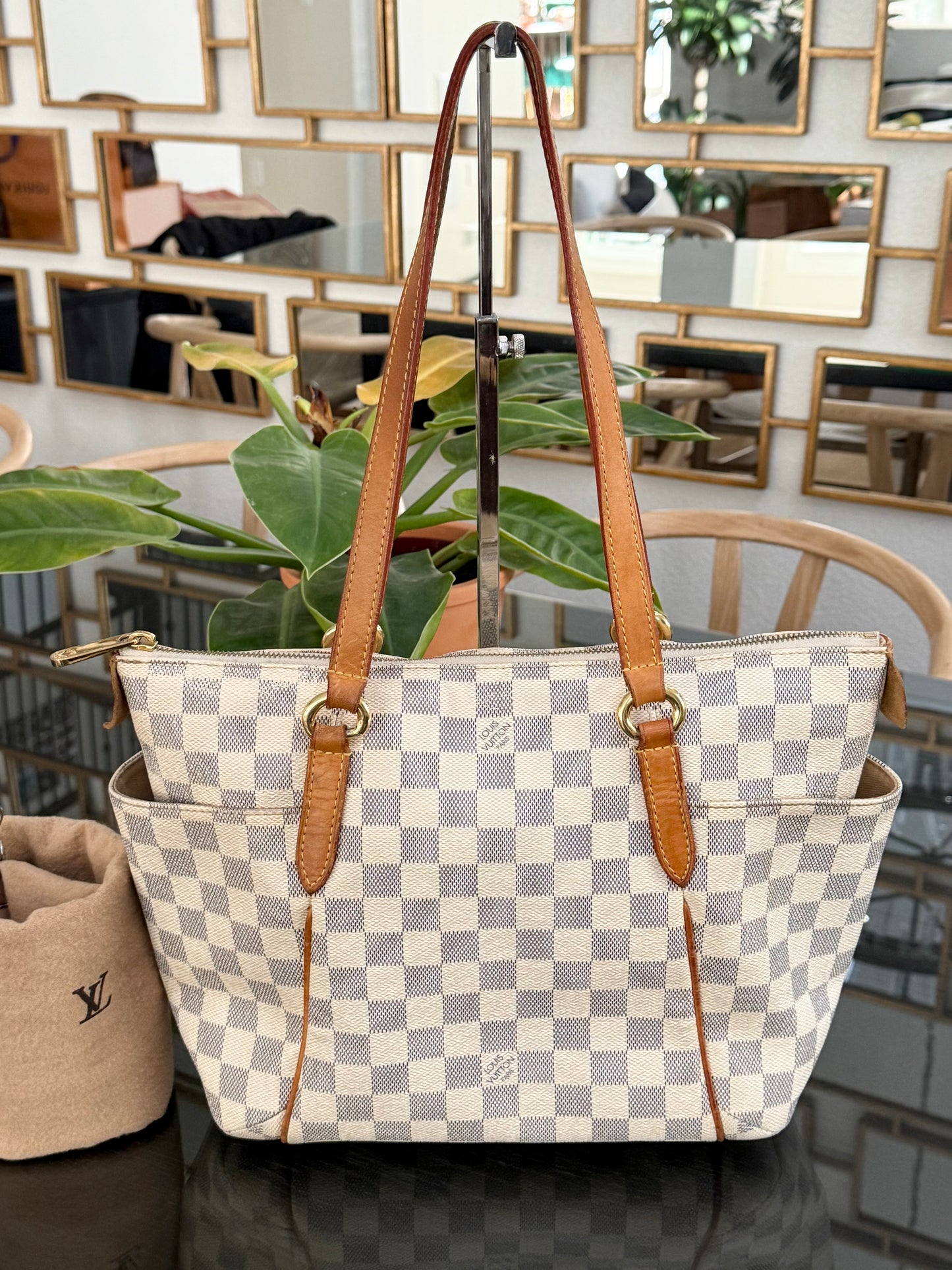 Totally PM Azur with Dustbag 📅 Year: 2011