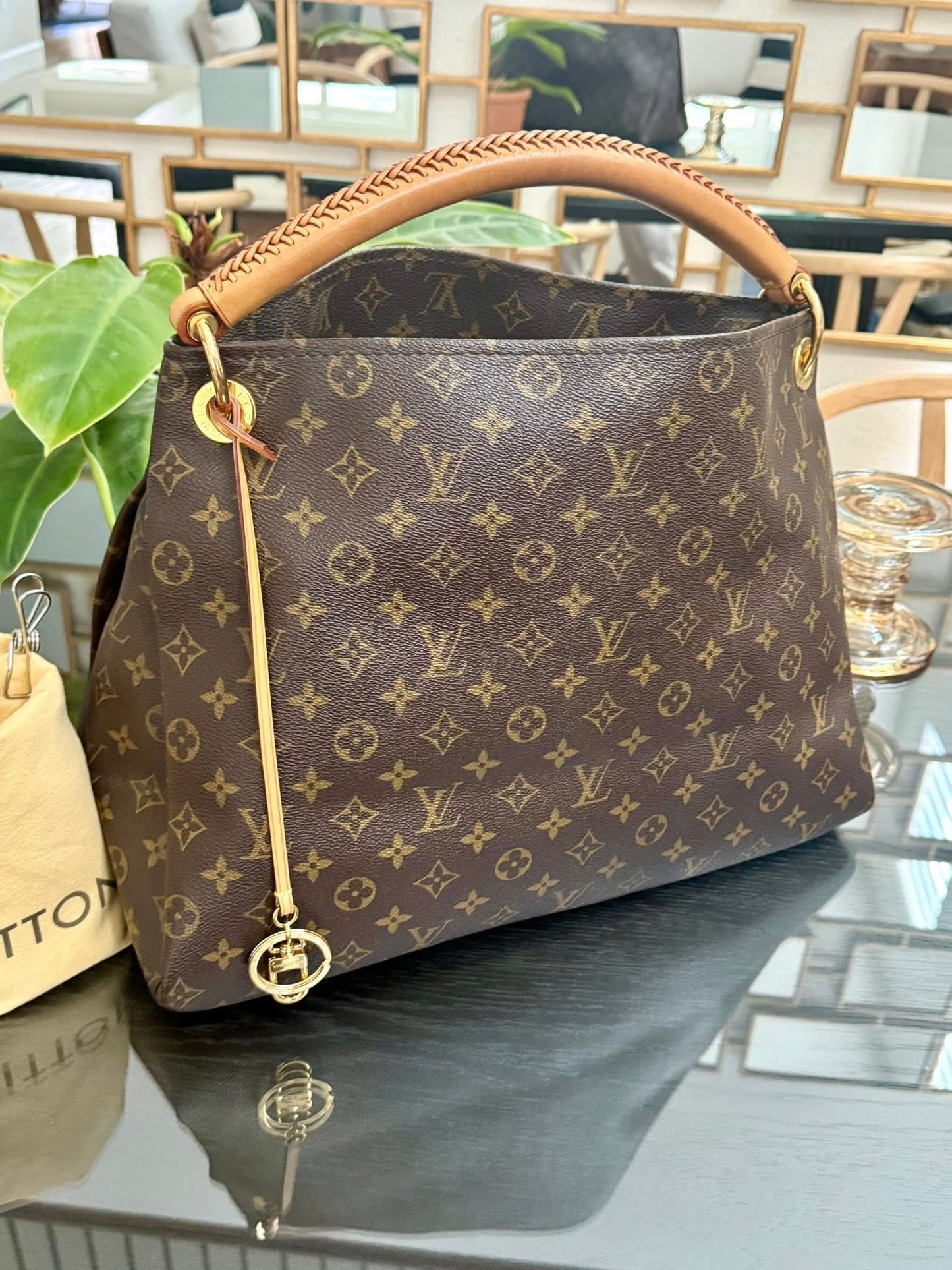 Artsy MM with Dustbag and Insert Organizer - 📅 Year: 2010