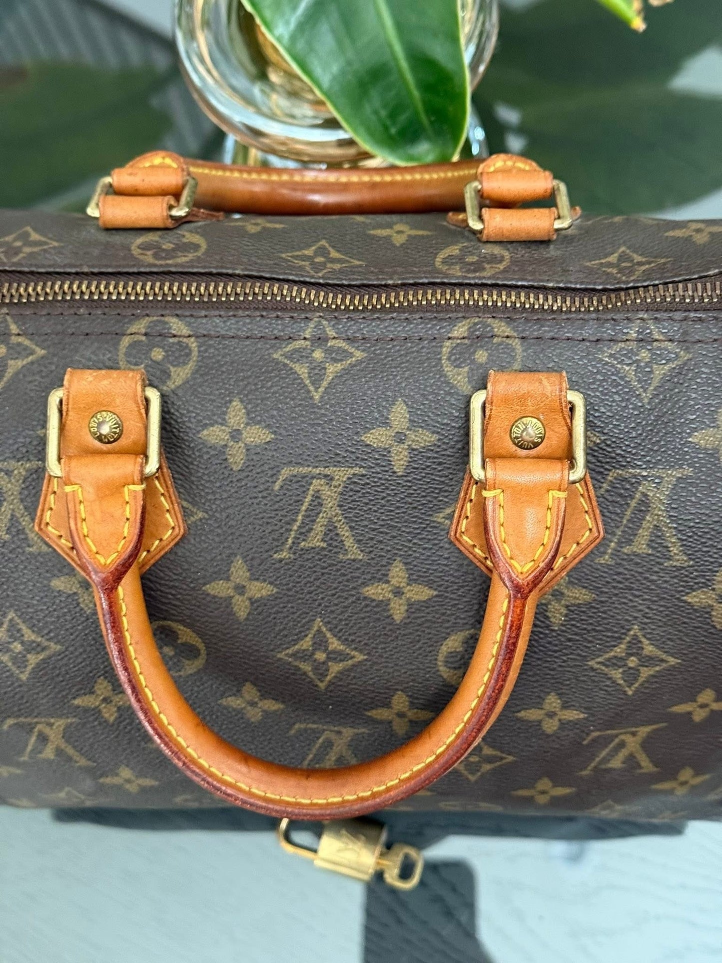 Speedy 25 in Monogram with Lock 🔐 and Key -🗓️ Year: 2000