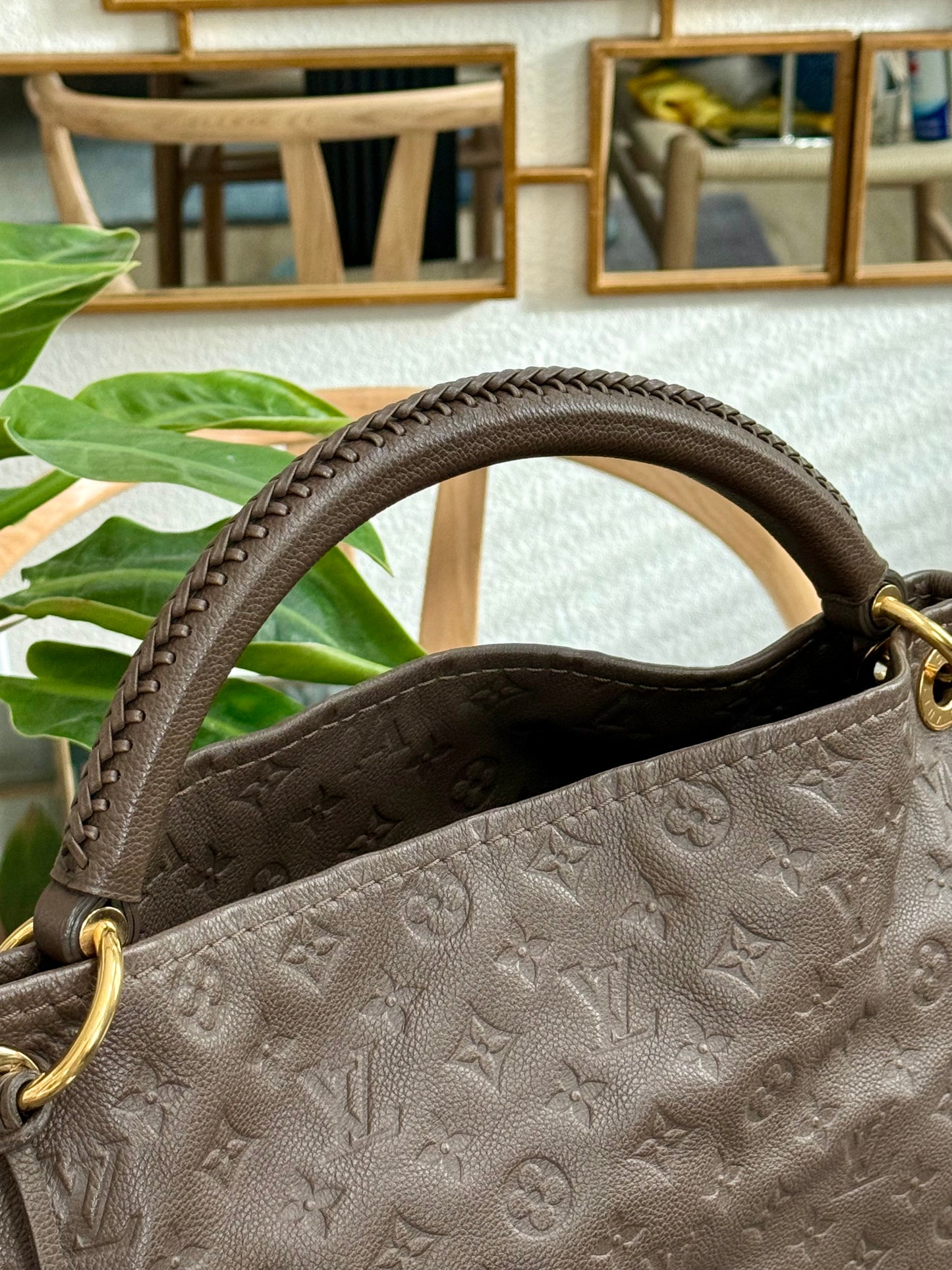 Artsy MM Empriente Ombre with Dustbag and Insert Organizer 📅 Year: 2011