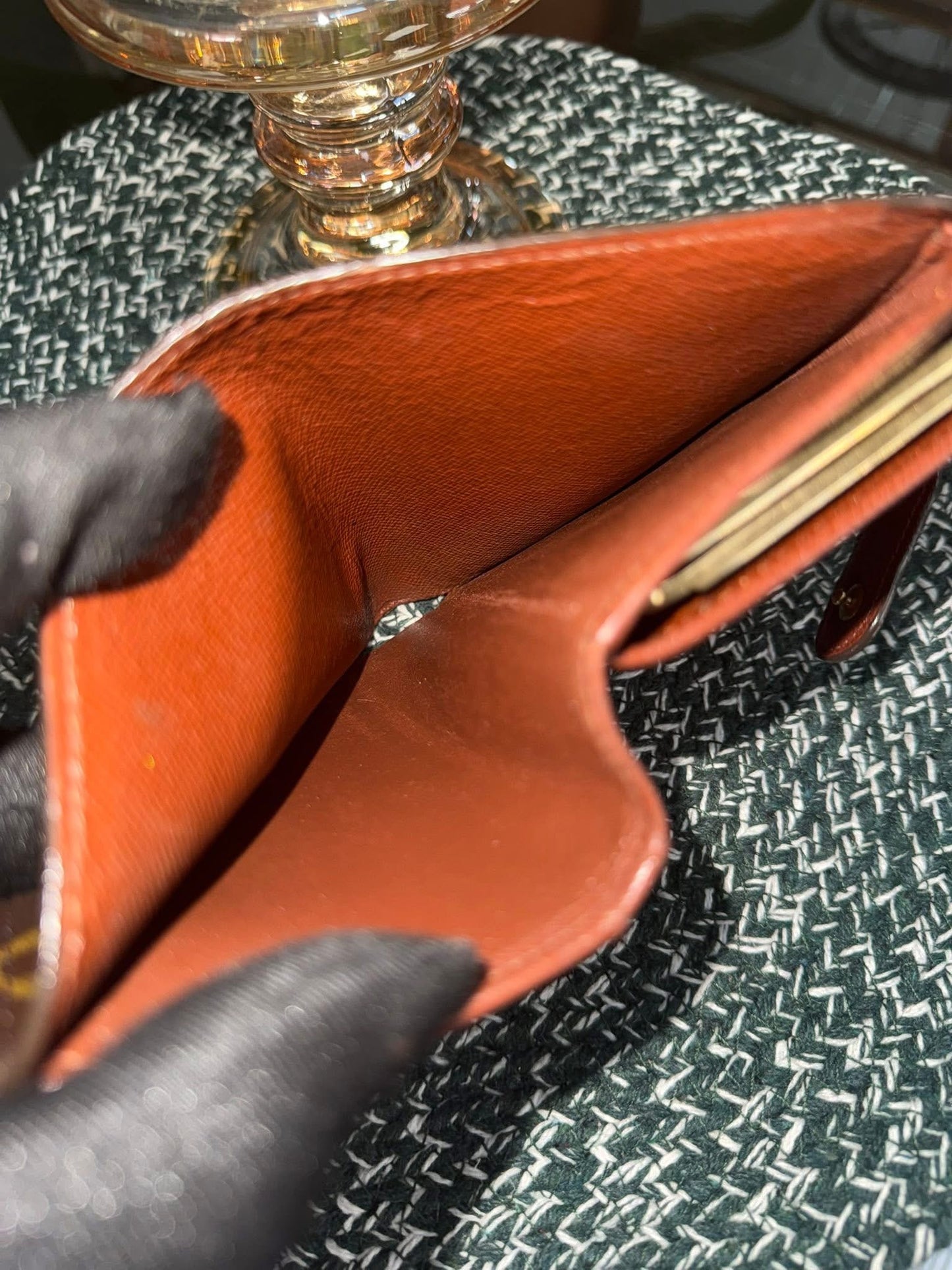 Kisslock Wallet in Monogram 🗓️ Year: 2000