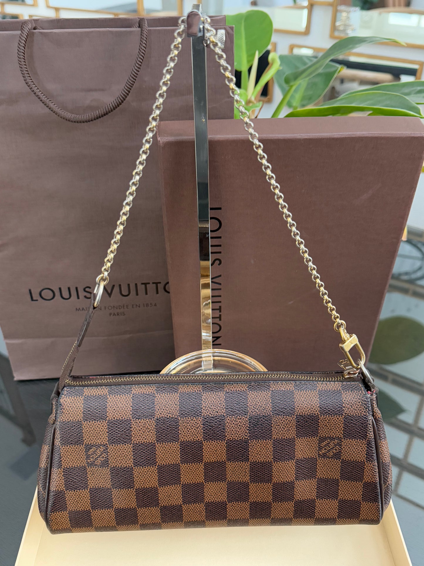 Eva Clutch in DE with Dustbag,Box and Paper bag-🗓️ Year: 2010