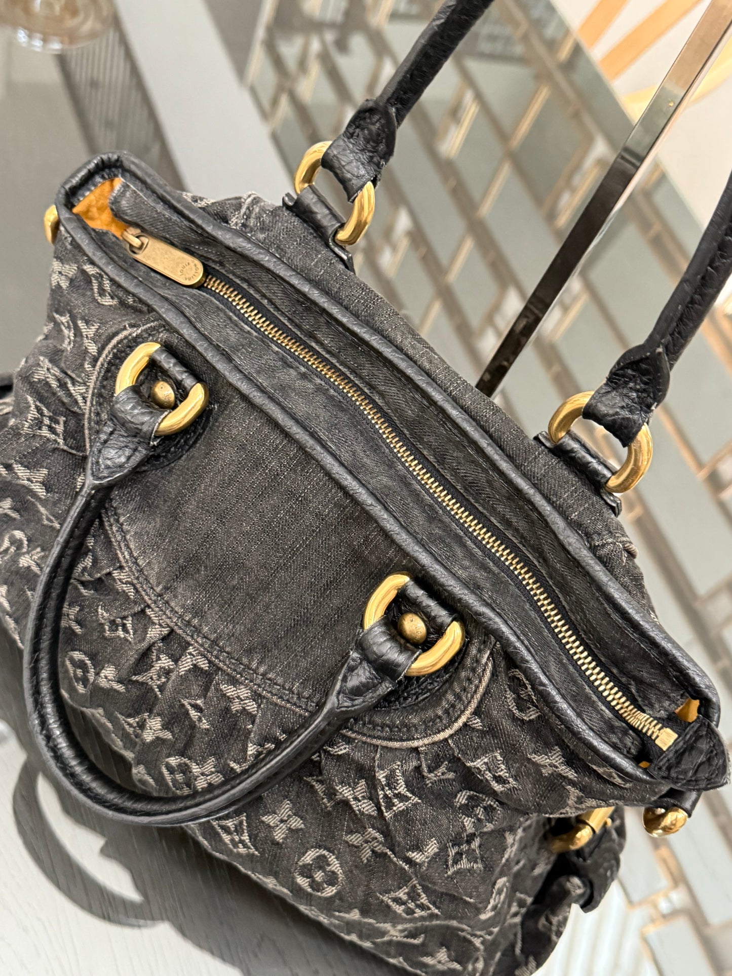 Neo Cabby MM in Black Denim - 📅 Year: 2007