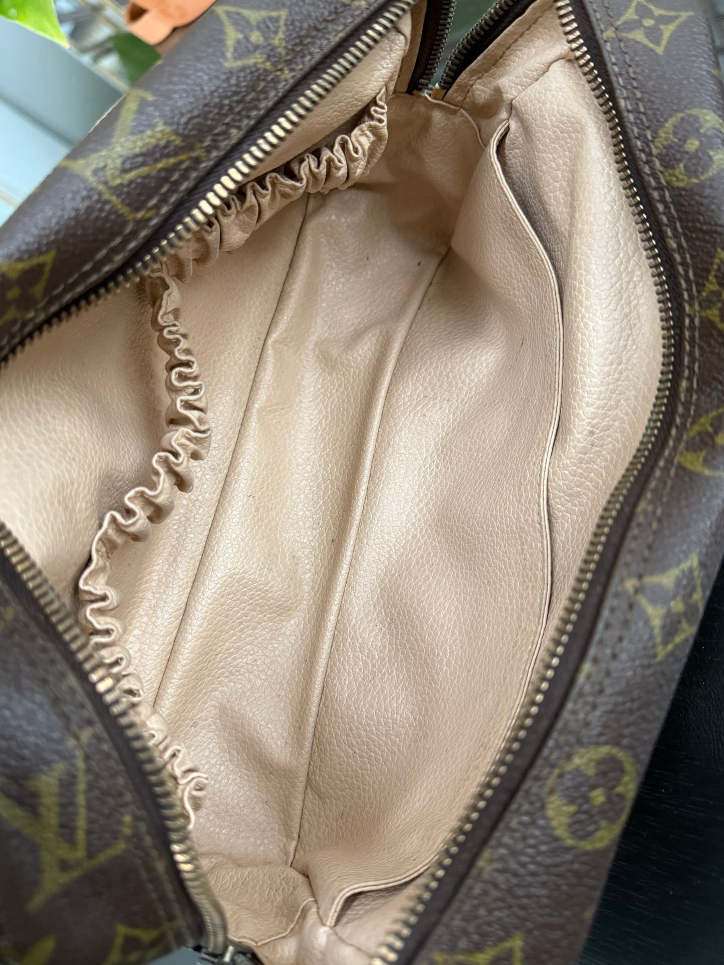 Trousse 28 -Pre Date Code